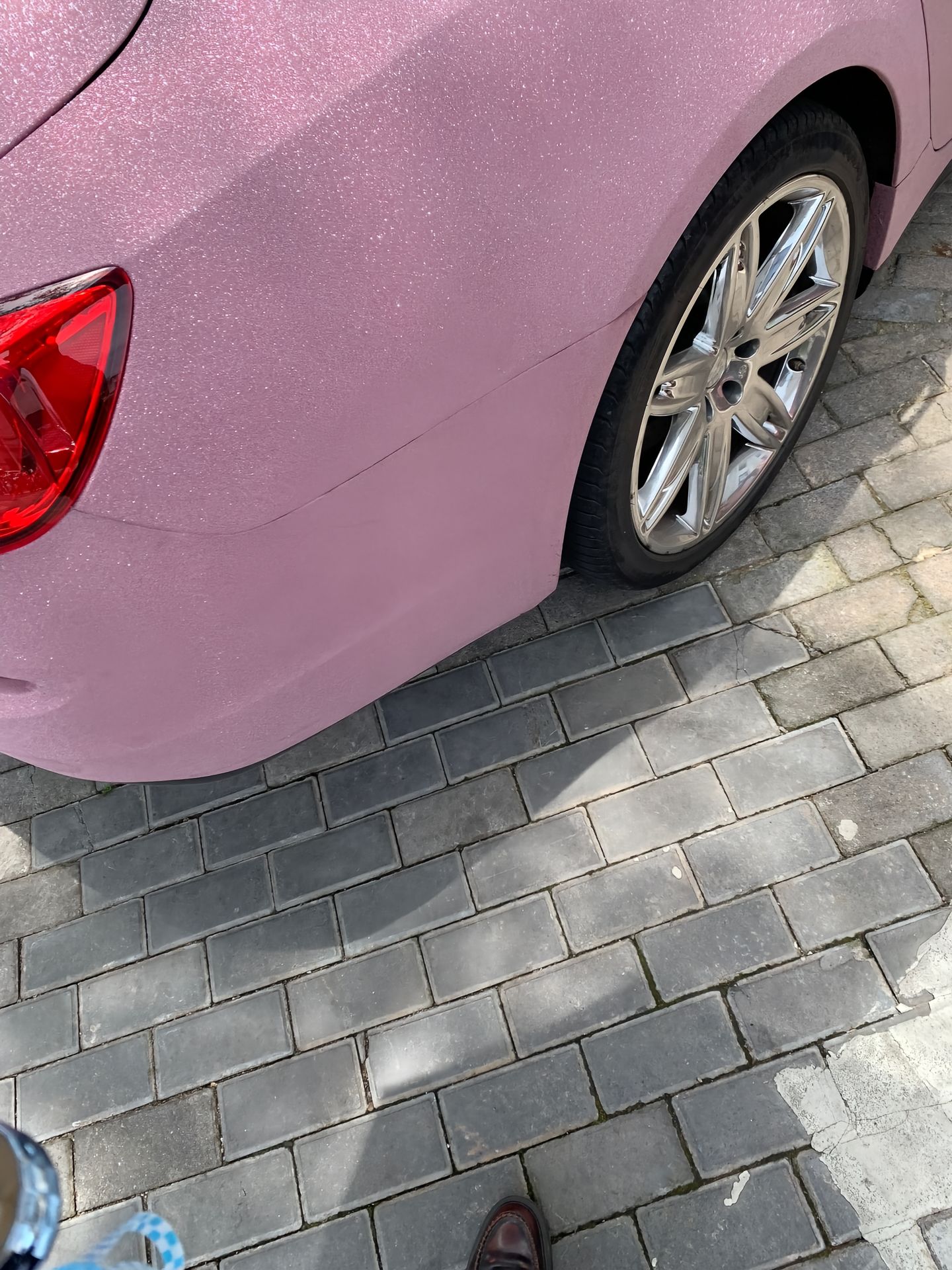 Ravoony Plus PET Super Glitter Pink Car Vinyl Wrap review Sophia Bell 01