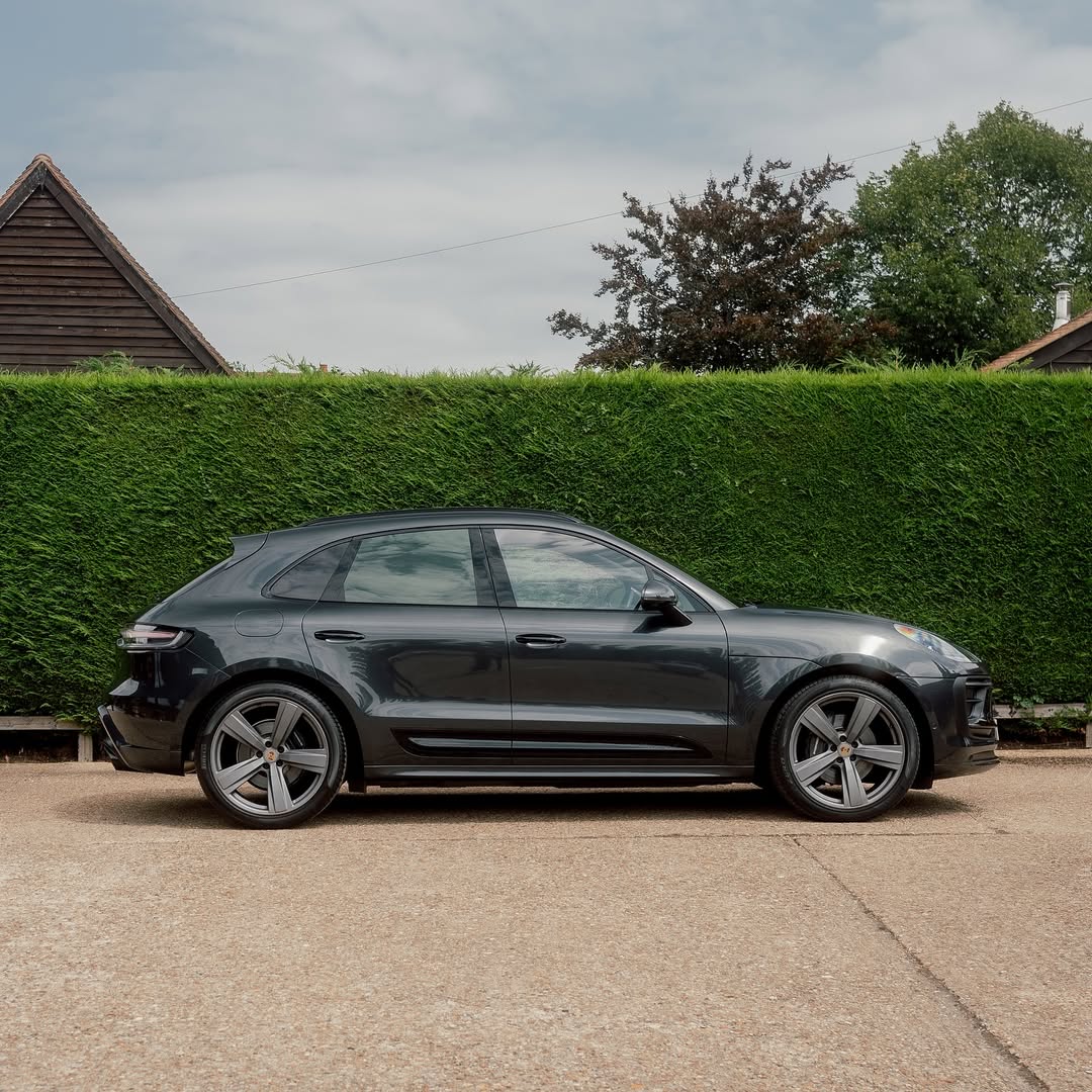  Ravoony Plus Porsche Gloss Volcano Grey Car Vinyl Wrap review Grace Brooks 03