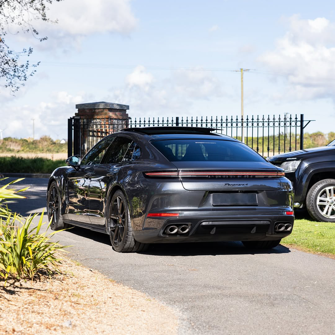  Ravoony Plus Porsche Gloss Volcano Grey Car Vinyl Wrap review Amelia Phillips 01