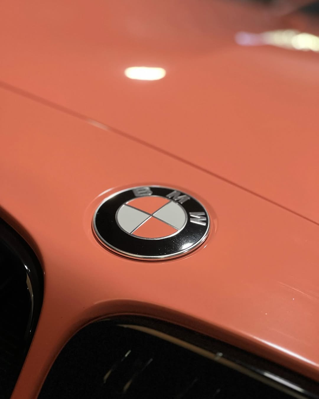 Ravoony Plus Glossy Paggy Pink Car Vinyl Wrap review Alexander Thomas 01