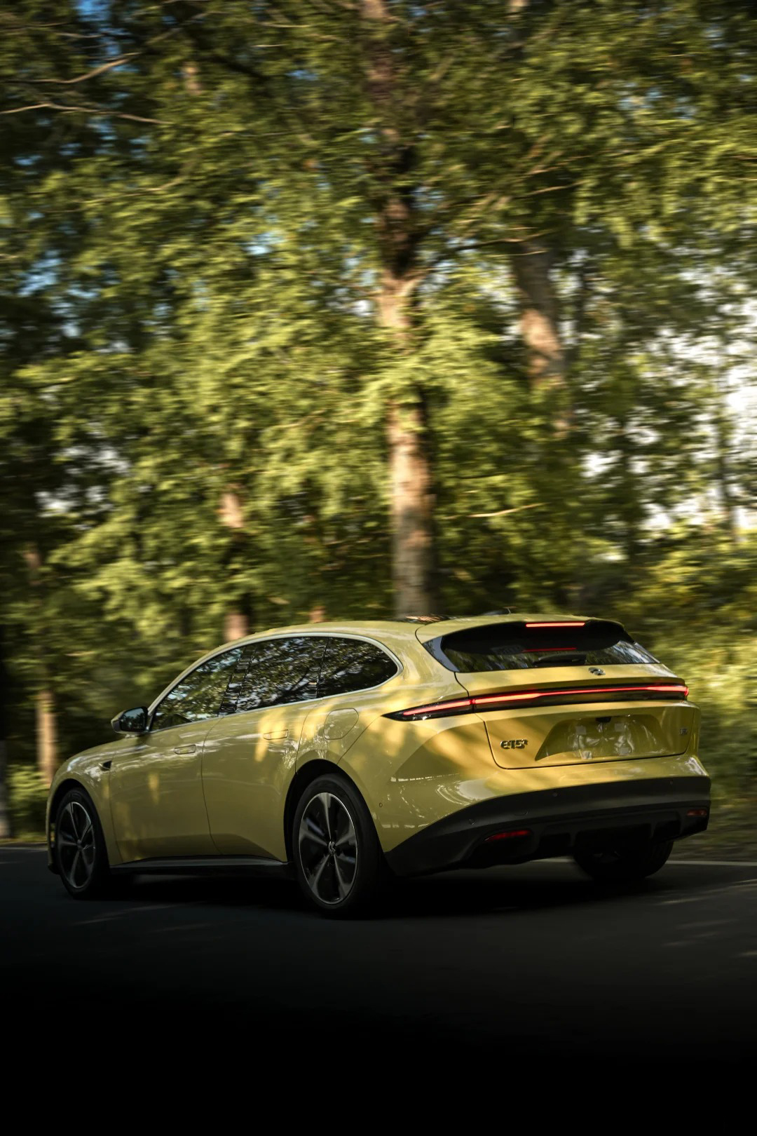 Ravoony Plus PET Glossy Sunbath Yellow Car Wrap review 3