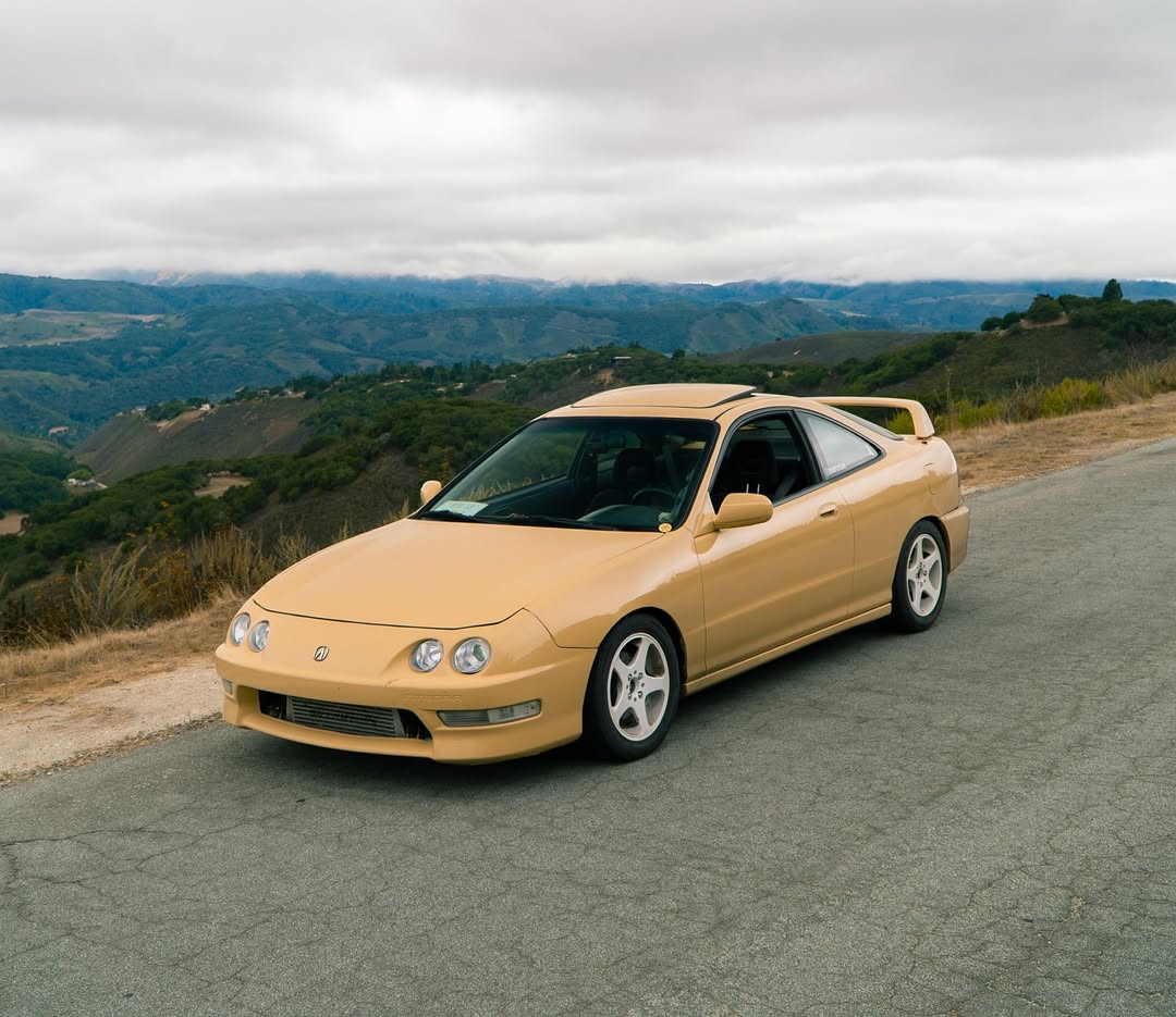 Ravoony Plus PET Glossy Sunbath Yellow Car Wrap review 1