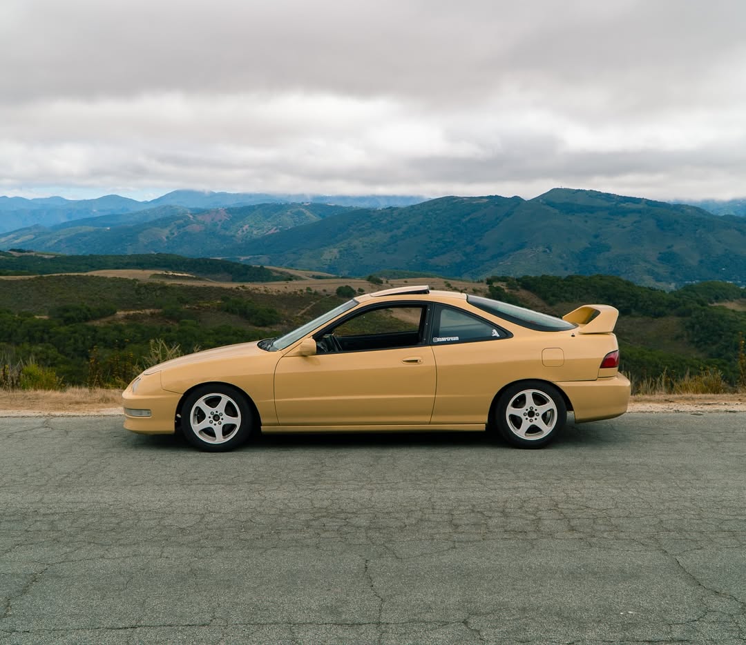 Ravoony Plus PET Glossy Sunbath Yellow Car Wrap review 5