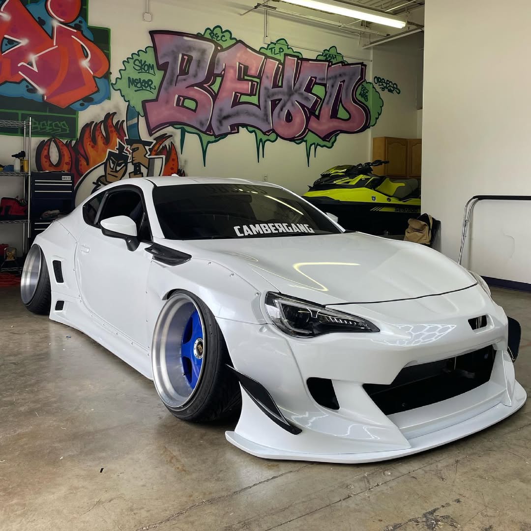 Ravoony Plus PET Gloss Shell White Car Wrap review Justin T