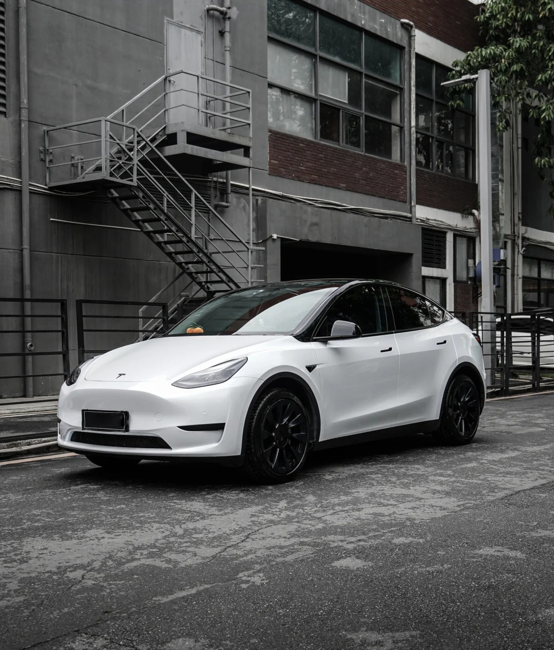 Ravoony Plus PET Gloss Shell White Car Wrap review Ashley R 00