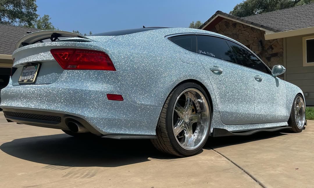 Ravoony Plus Super Glitter Blue Car Vinyl Wrap review Samantha P 04