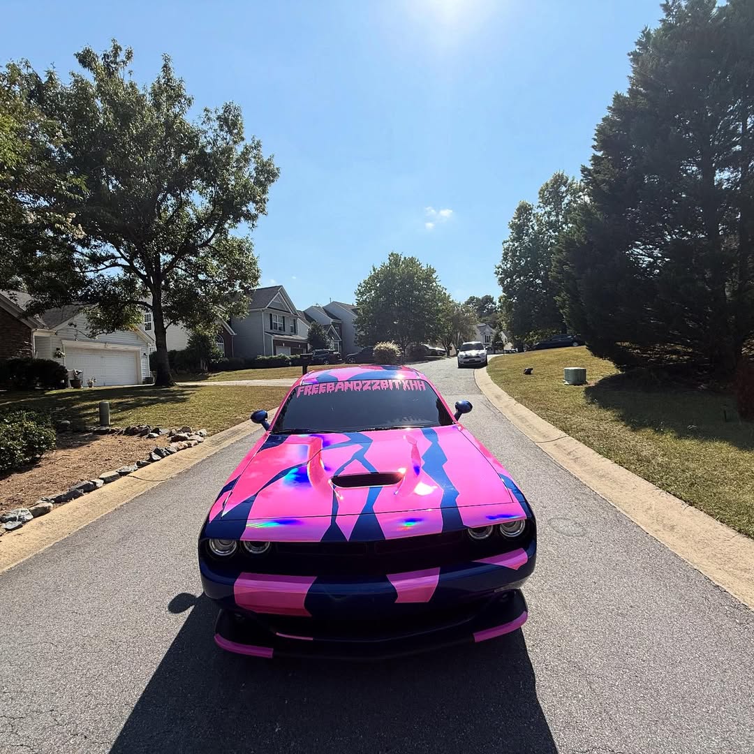Ravoony Plus Glossy Rainbow Neo Chrome Laser Pink Car Vinyl Wrap review 5