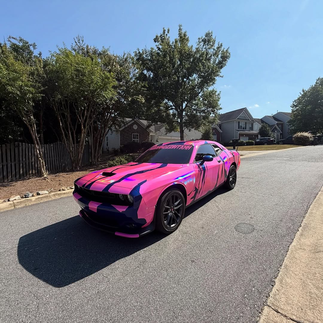 Ravoony Plus Glossy Rainbow Neo Chrome Laser Pink Car Vinyl Wrap review 2