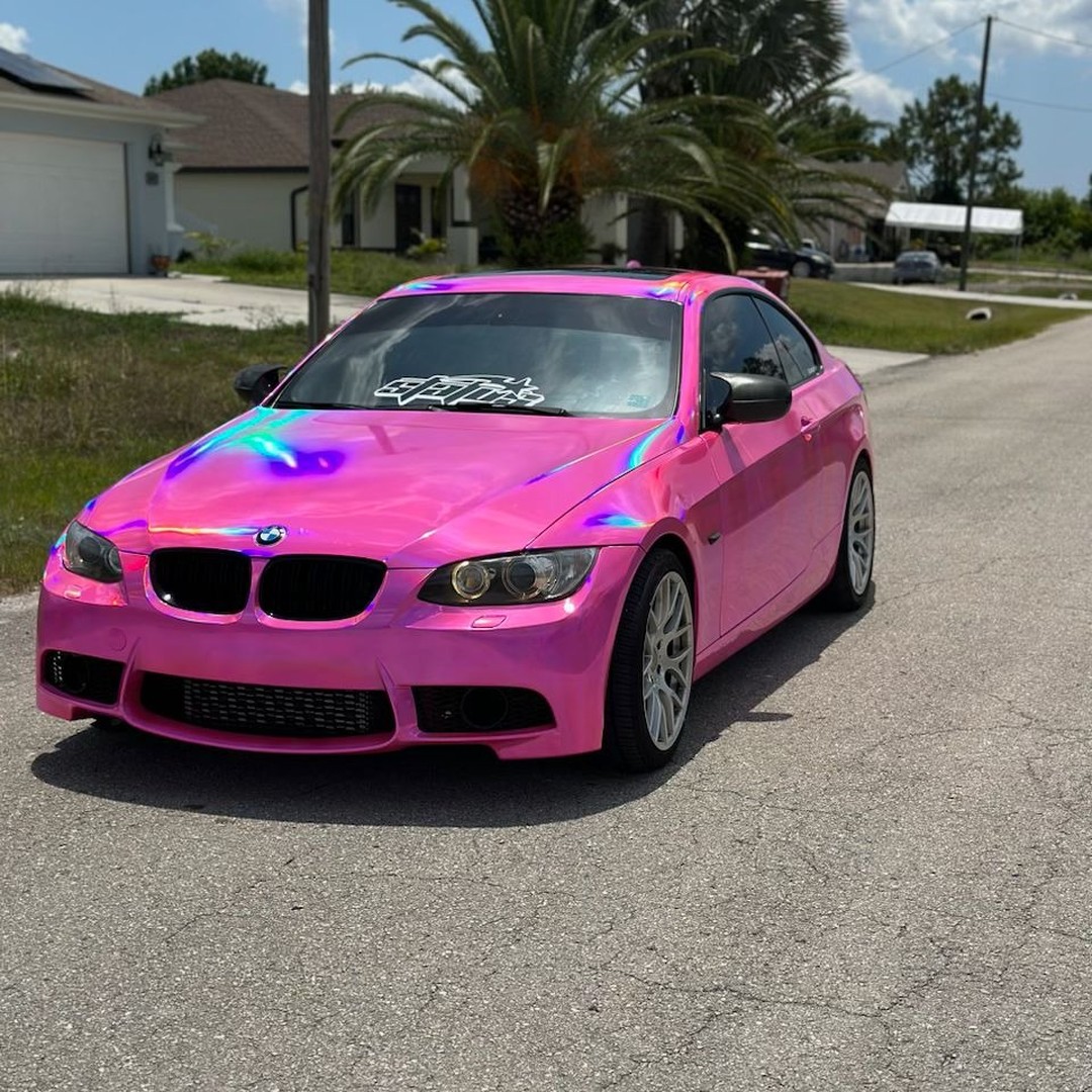 Ravoony Plus Glossy Rainbow Neo Chrome Laser Pink Car Vinyl Wrap review 0