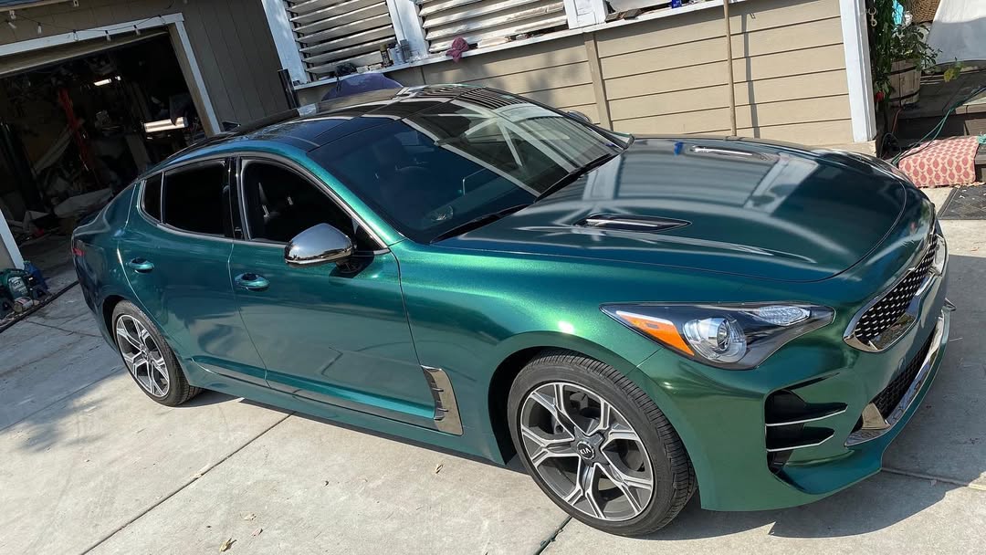 Ravoony Plus Glossy Chameleon Spring Green Car Wrap review Danielle M 07