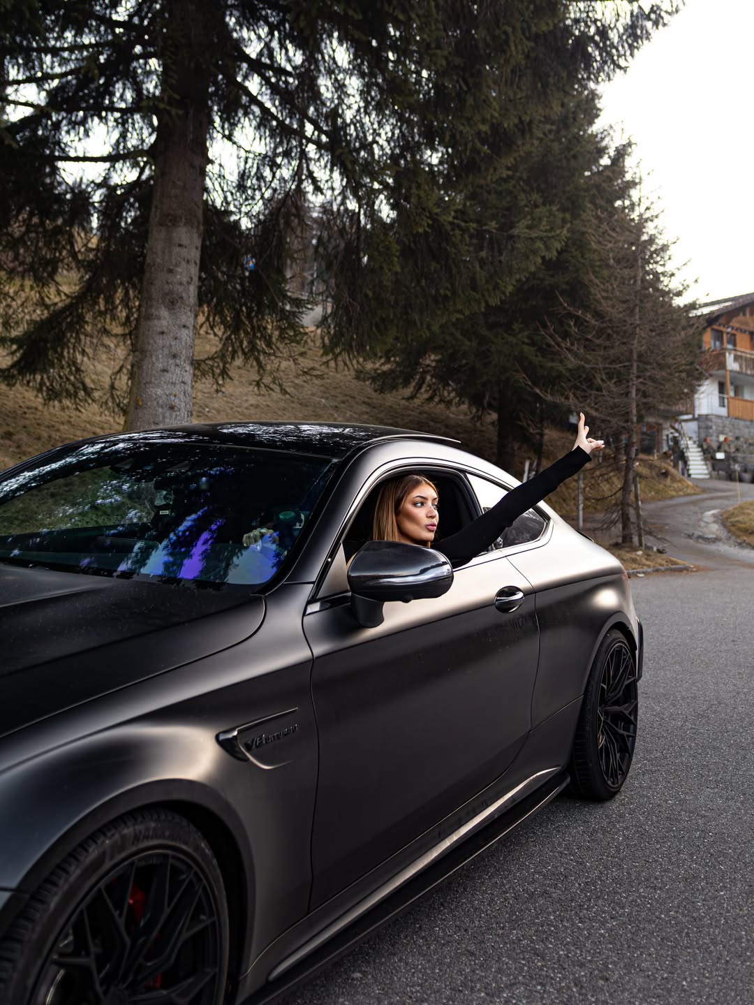 Ravoony Plus PET Satin Black Car Wrap review JEANNE hnx 01