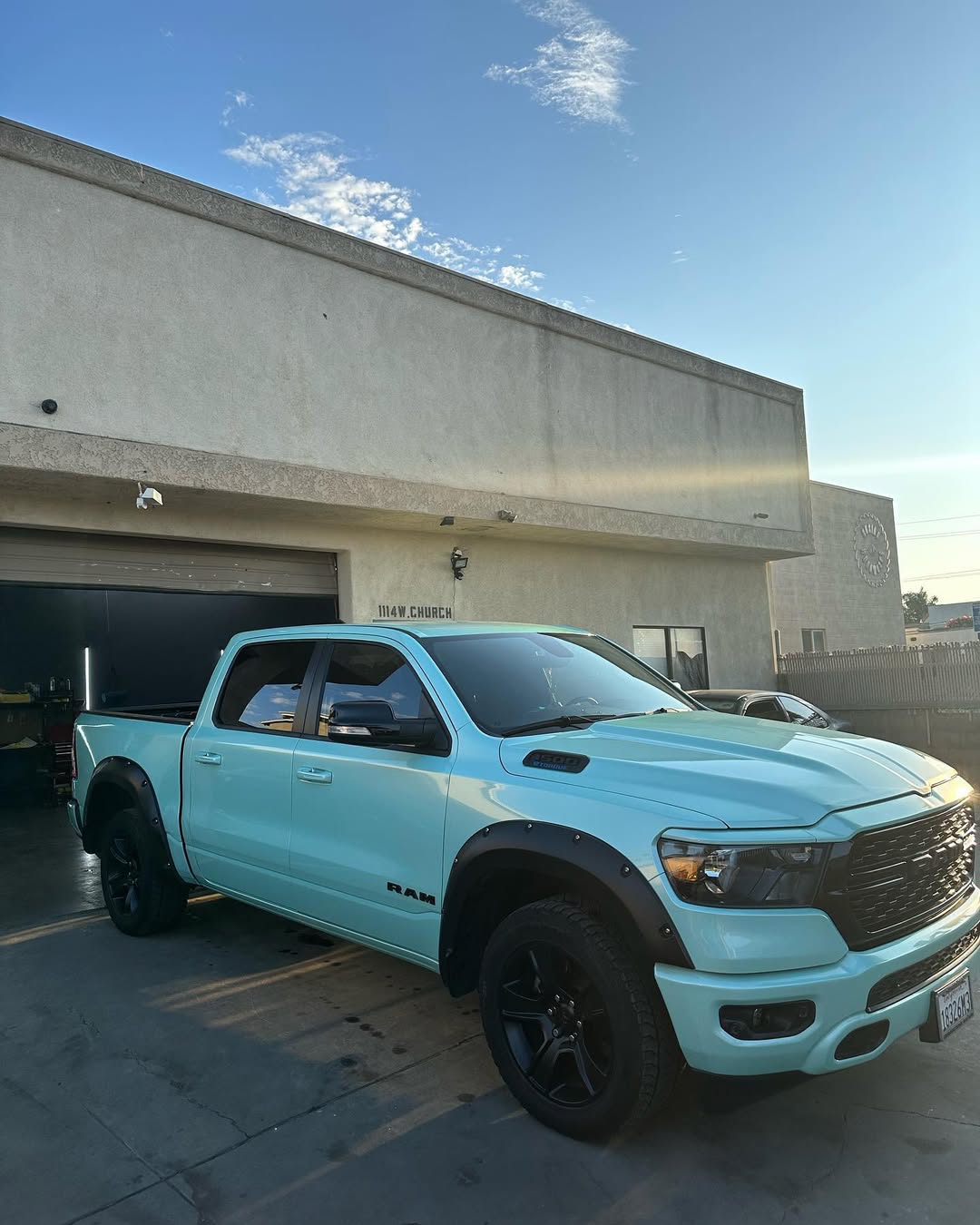   Ravoony Plus Glossy Laser Tiffany Car Vinyl Wrap review Samantha K 01