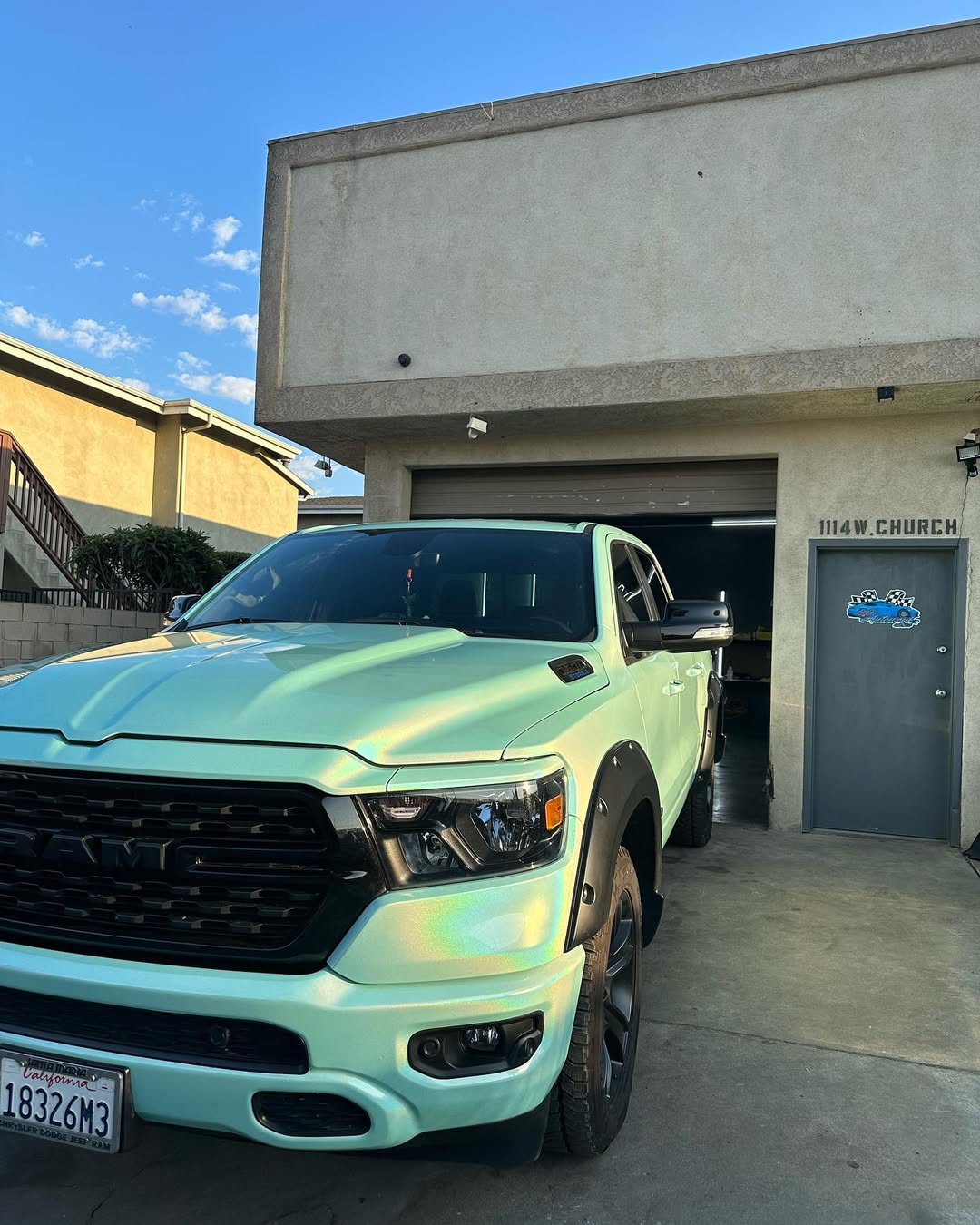   Ravoony Plus Glossy Laser Tiffany Car Vinyl Wrap review Samantha K 00