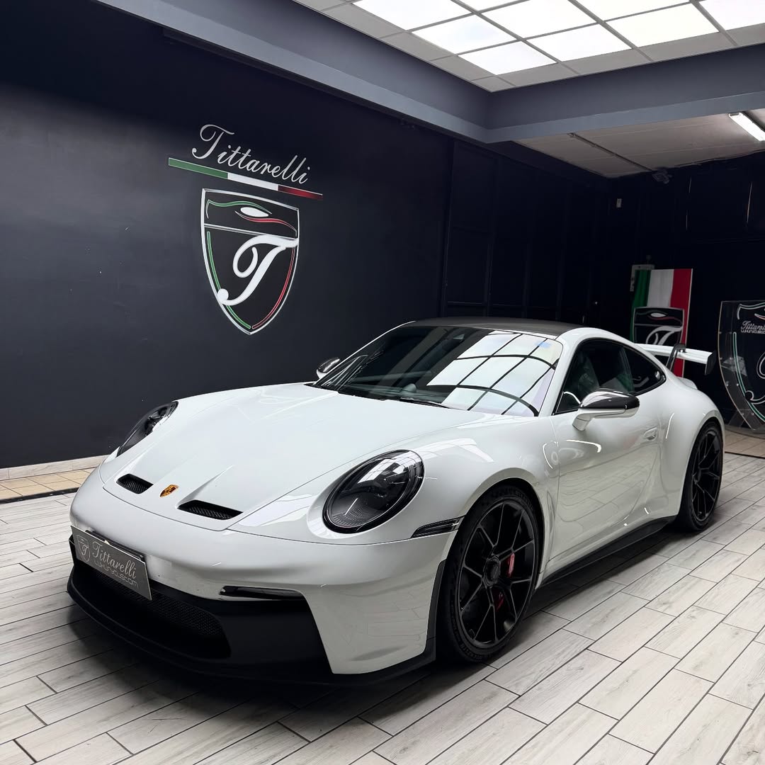 Ravoony Pro TPU Glossy Signal Yellow PPF Film review 0