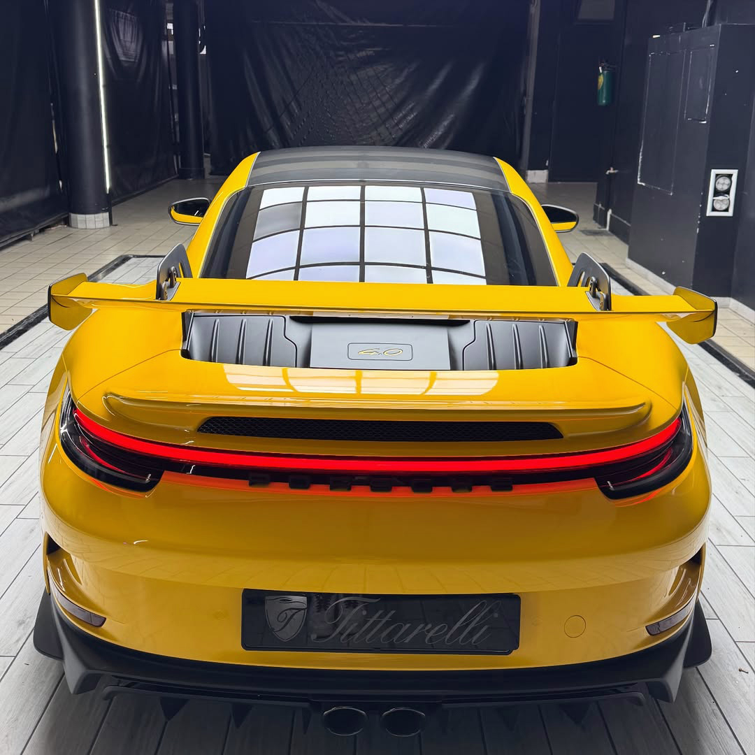 Ravoony Pro TPU Glossy Signal Yellow PPF Film review 5