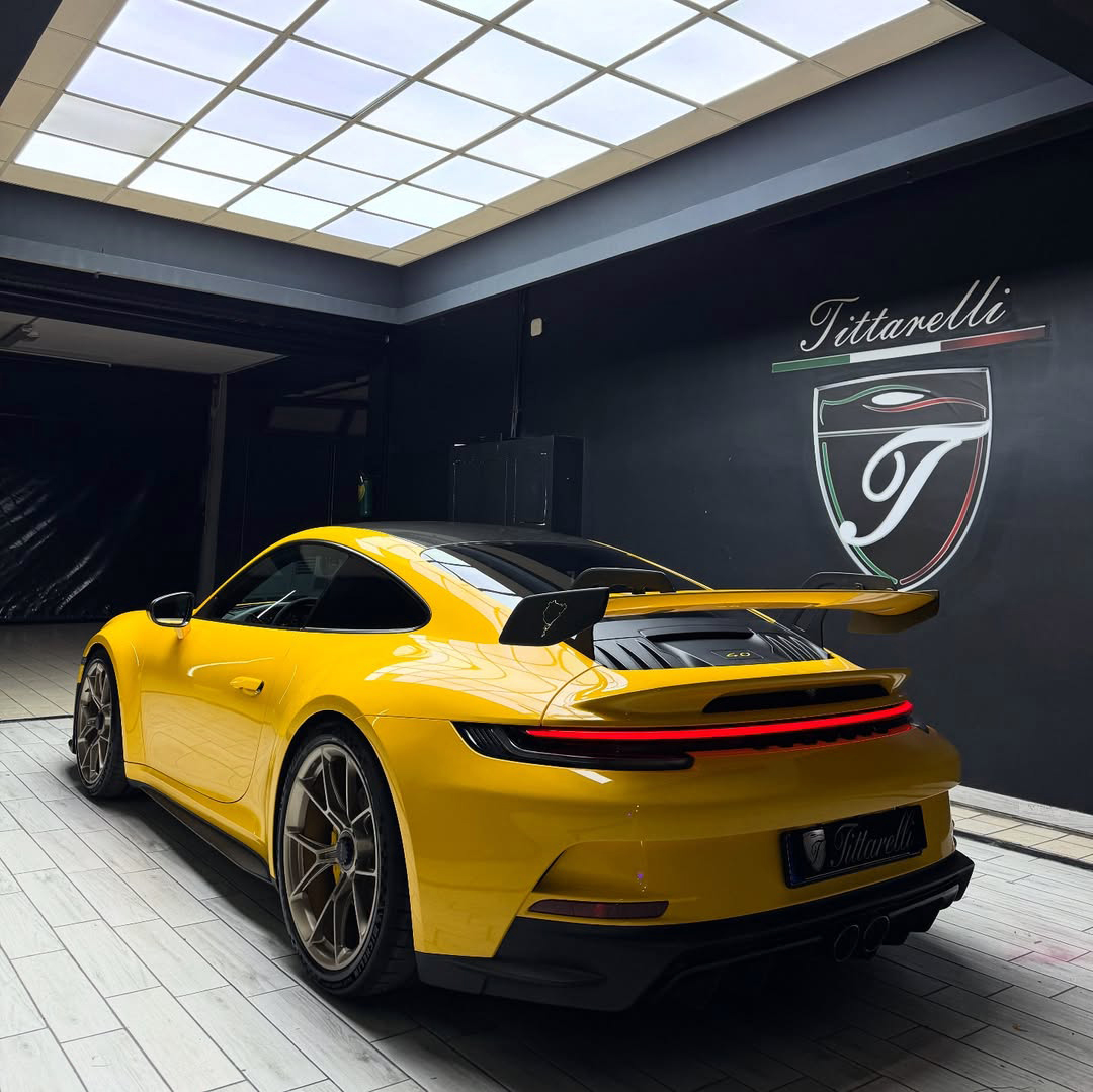 Ravoony Pro TPU Glossy Signal Yellow PPF Film review 1