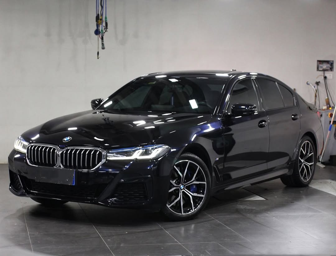 Ravoony Plus Glossy Metallic Spar Black Blue Vinyl Wrap review Big Steve 00