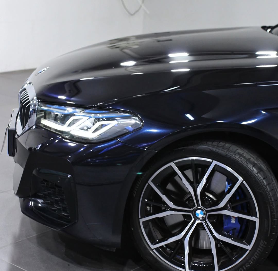 Ravoony Plus Glossy Metallic Spar Black Blue Vinyl Wrap review Big Steve 02