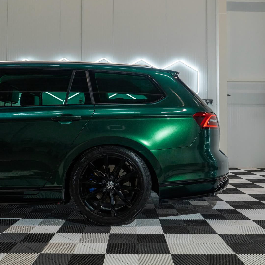 Ravoony Pro TPU Glossy Royal Green PPF Film review 3