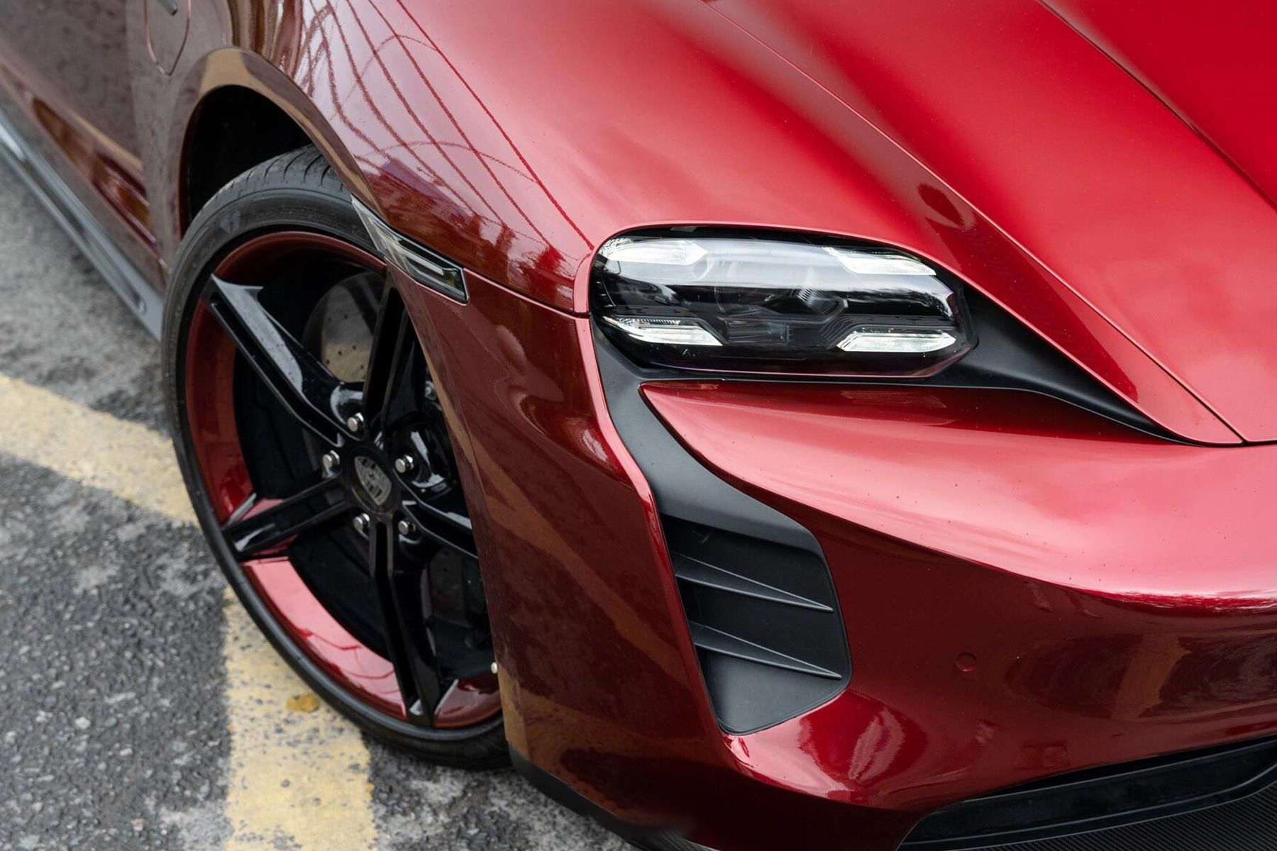 Ravoony Pro TPU Liquid Metallic Dragon Blood Red PPF Film review 2