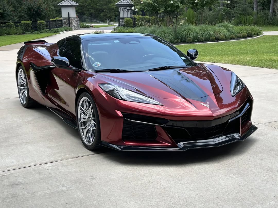 Ravoony Pro TPU Liquid Metallic Dragon Blood Red PPF Film review 1