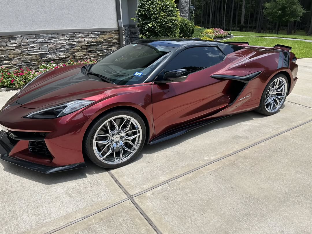 Ravoony Pro TPU Liquid Metallic Dragon Blood Red PPF Film review 3