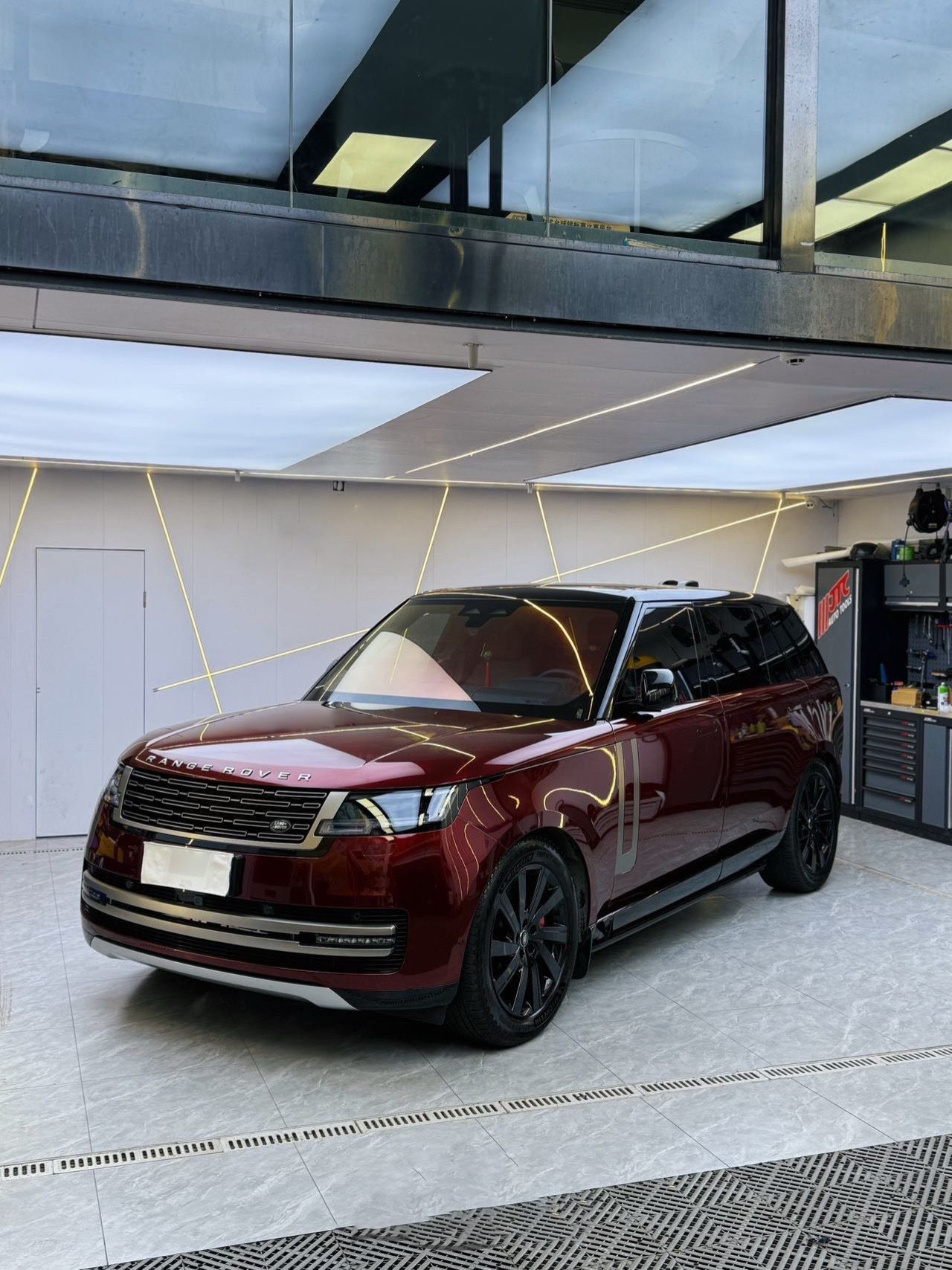 Ravoony Pro TPU Liquid Metallic Dragon Blood Red PPF Film review Kyle Bennett 01