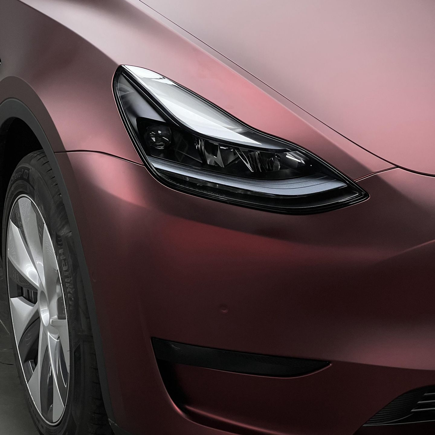 Ravoony Plus PET Satin Dragon Blood Red Vinyl Car Wrap review Savannah Clarke 01