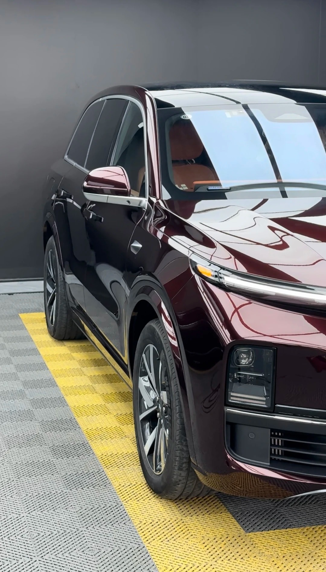 Ravoony Pro TPU Gloss Black Rose PPF Film review rosie xie 01