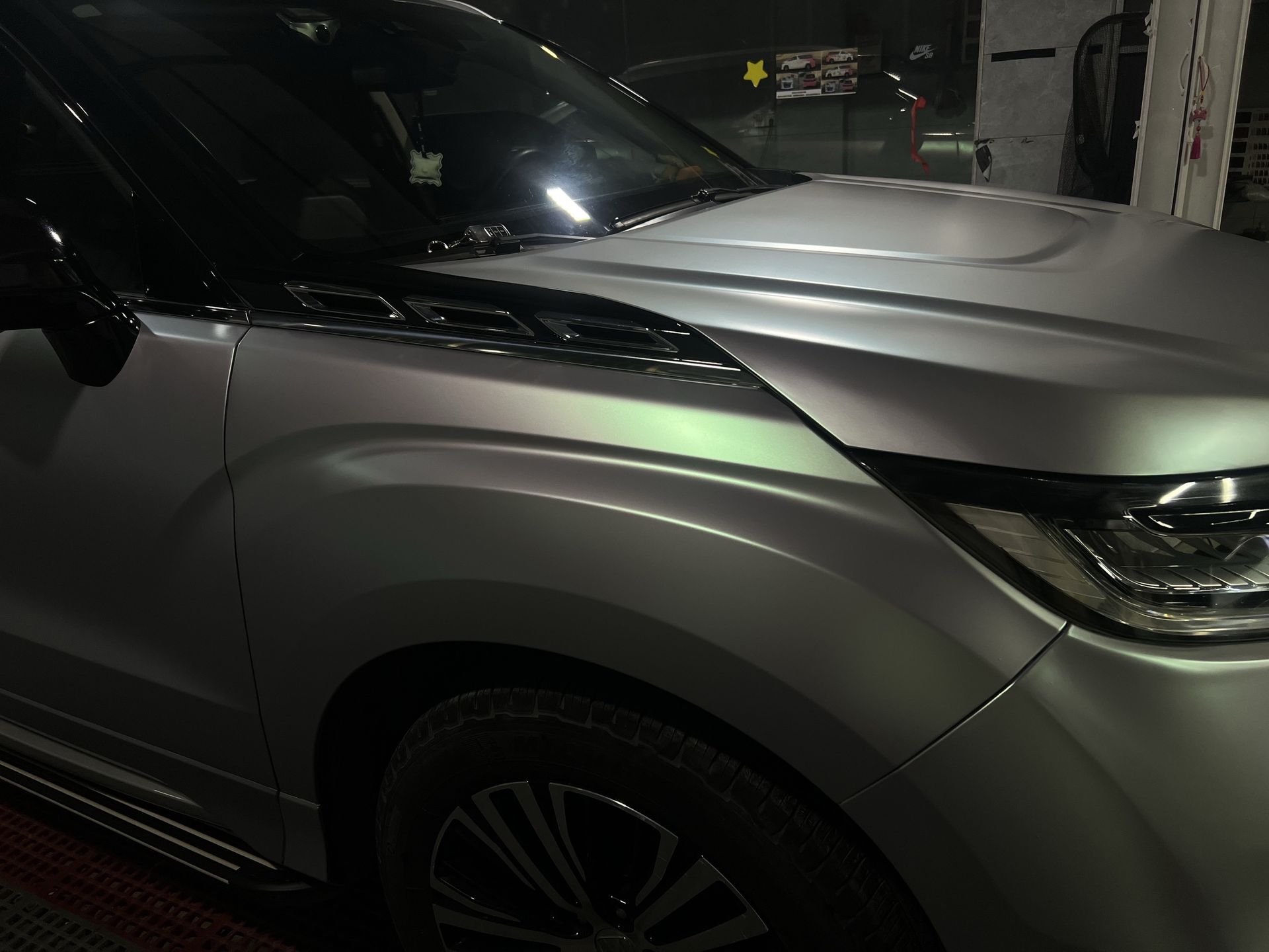 Ravoony Plus PET Matte Technological Grey To Green Car Wrap review ajfoisfkosdgvs 01