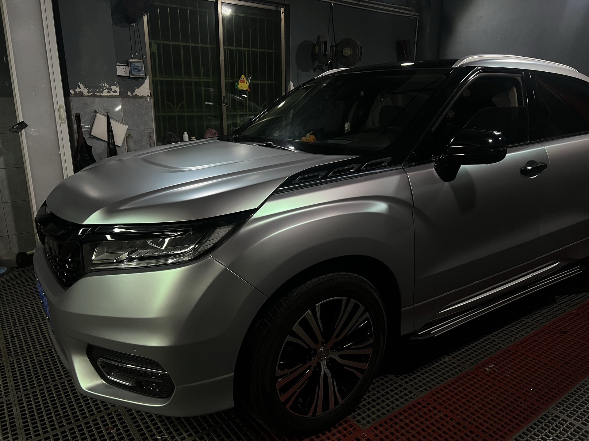 Ravoony Plus PET Matte Technological Grey To Green Car Wrap review ajfoisfkosdgvs 00