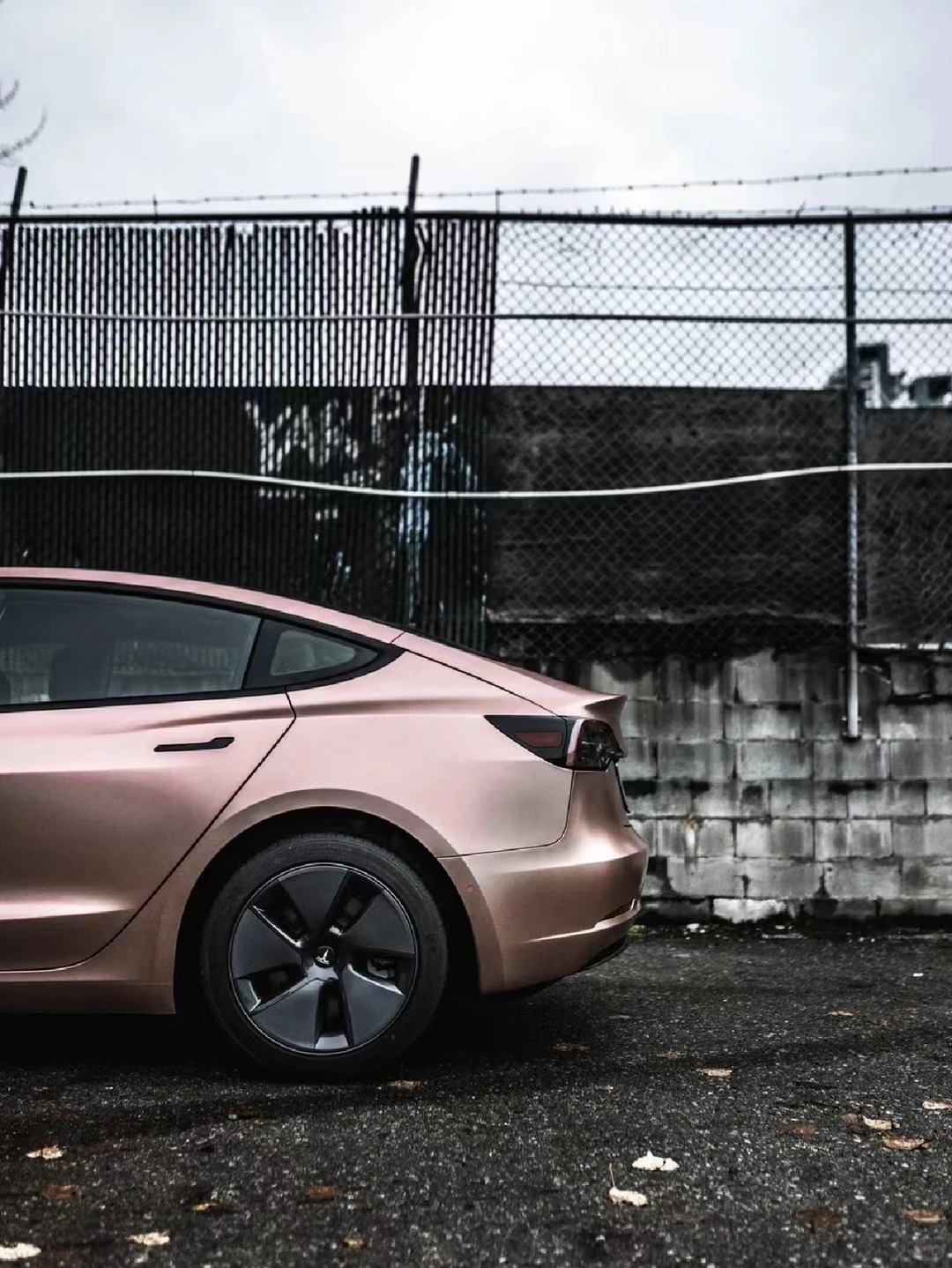Ravoony Plus Pure Metallic Rose Gold Car Vinyl Wrap review Ezekiel Barnes 02