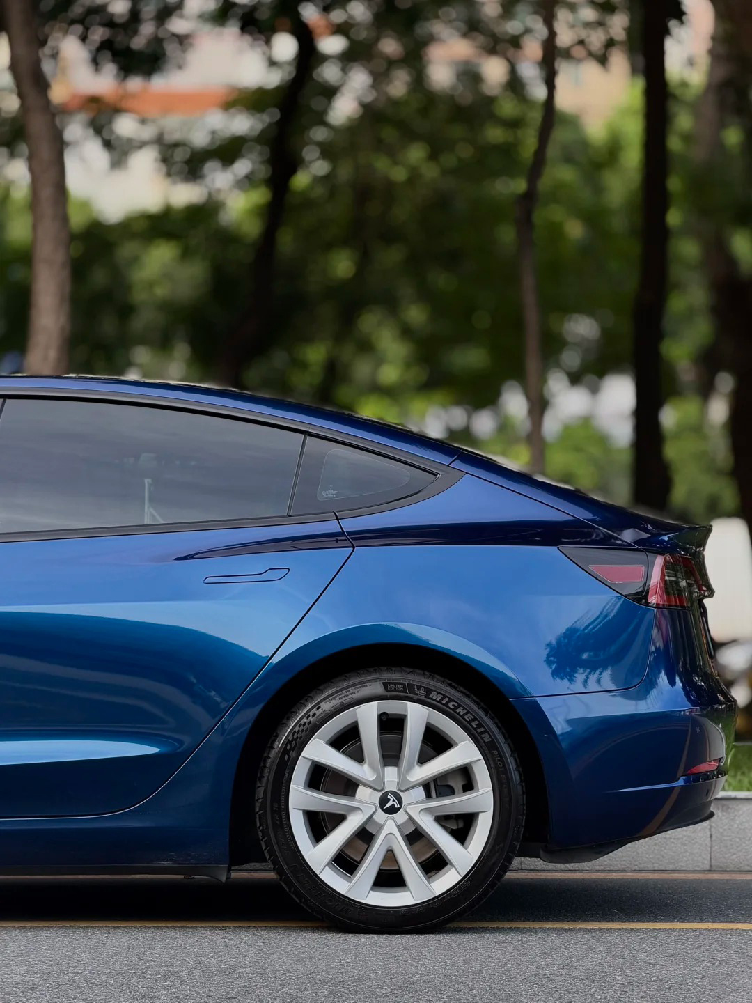 Ravoony Pro TPU Gloss Metallic Shadow Blue Paint Protection Film review rosie xie 03