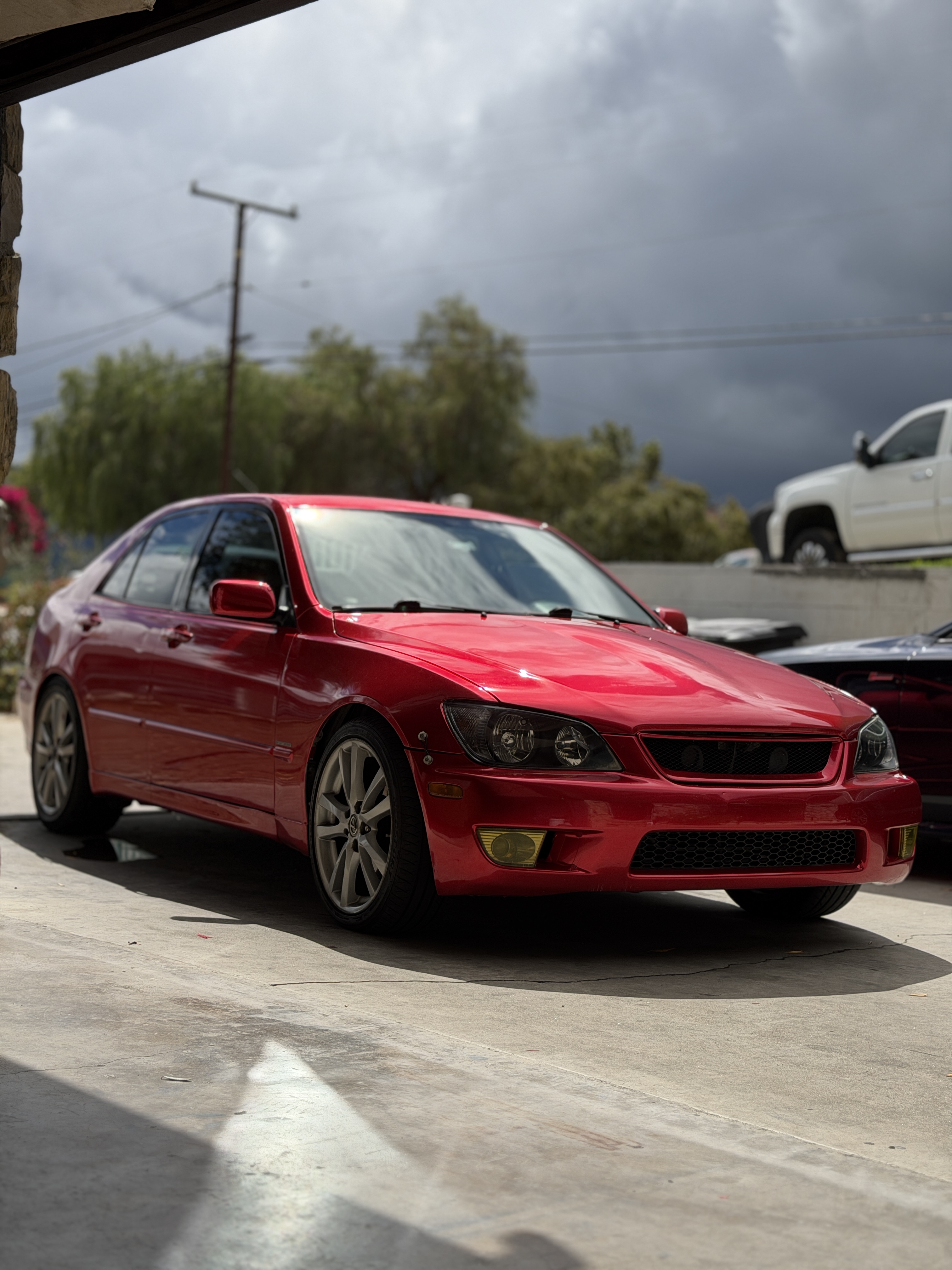 Ravoony Plus Gloss Metallic Vampire Red Vinyl Car Wrap review Jonathan Begley 00