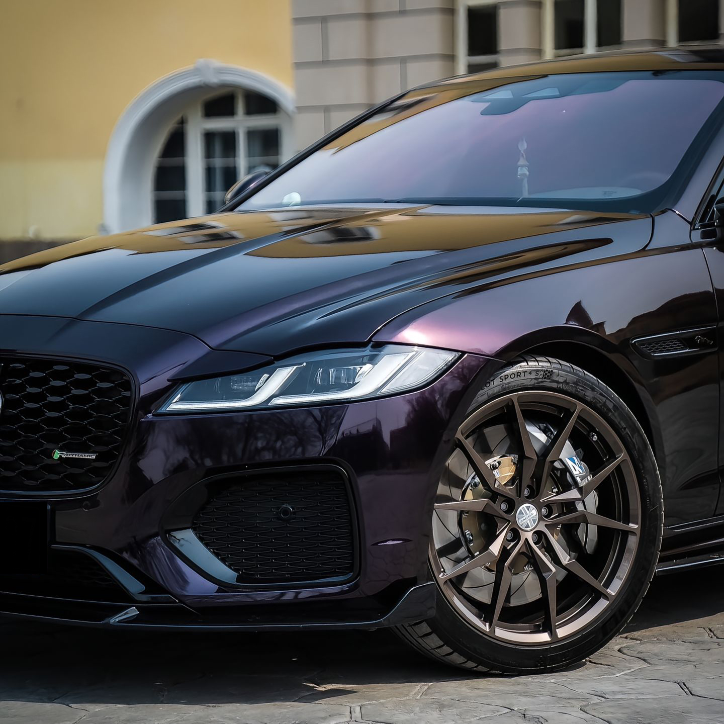 Ravoony Plus Gloss Metallic Gentian Purple Car Wrap review 6