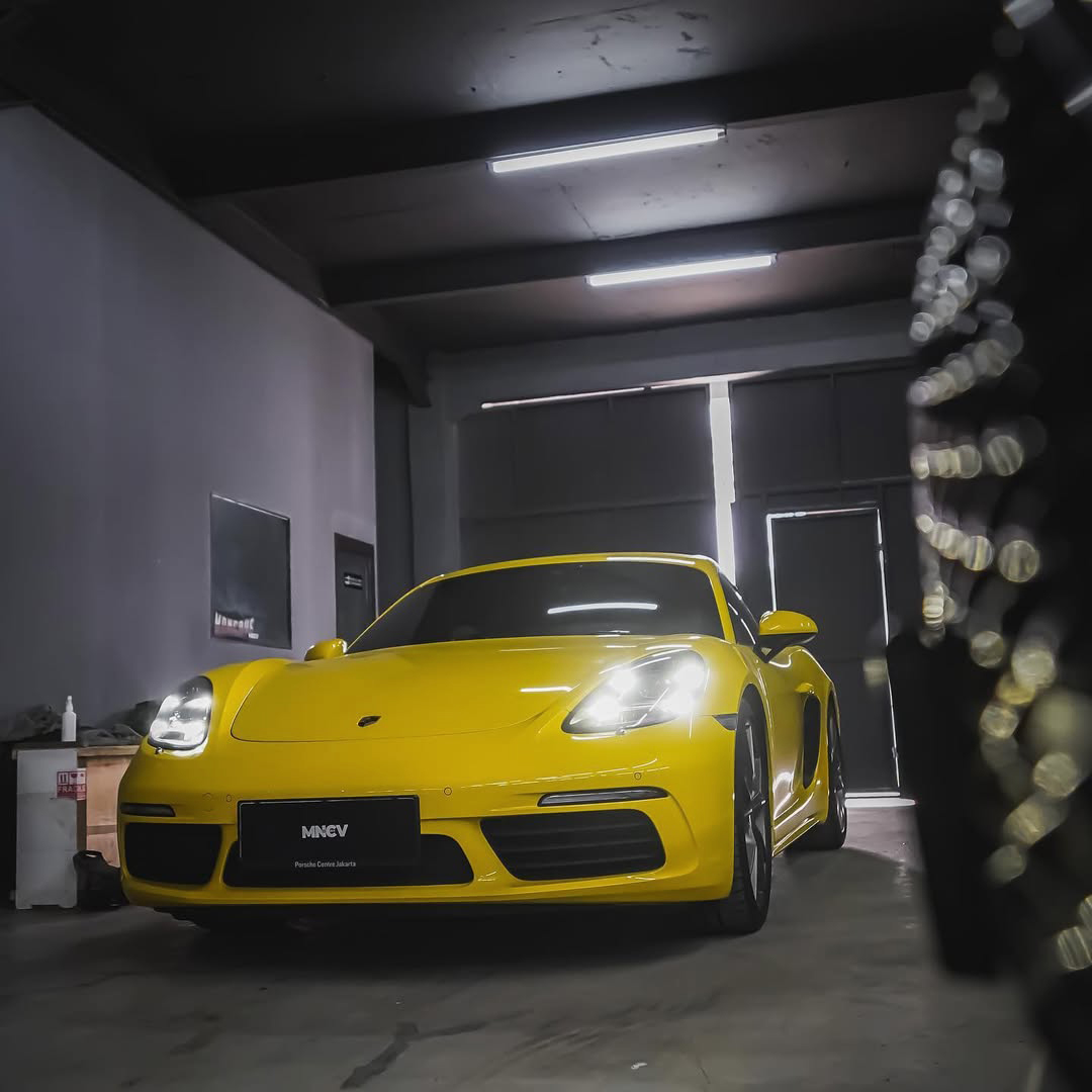 Ravoony Pro TPU Glossy Sunflower Yellow PPF Film review 3