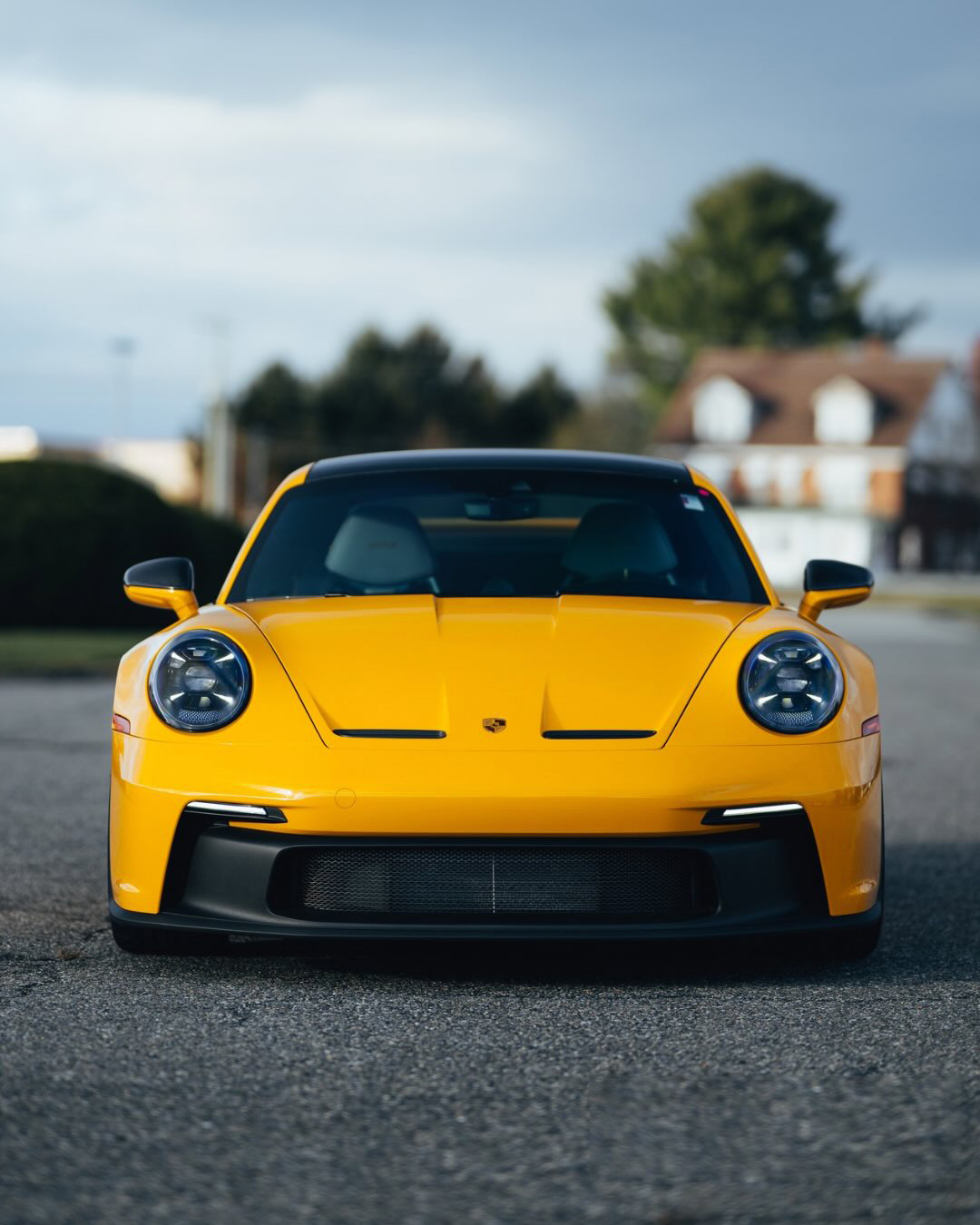 Ravoony Pro TPU Glossy Sunflower Yellow PPF Film review 5