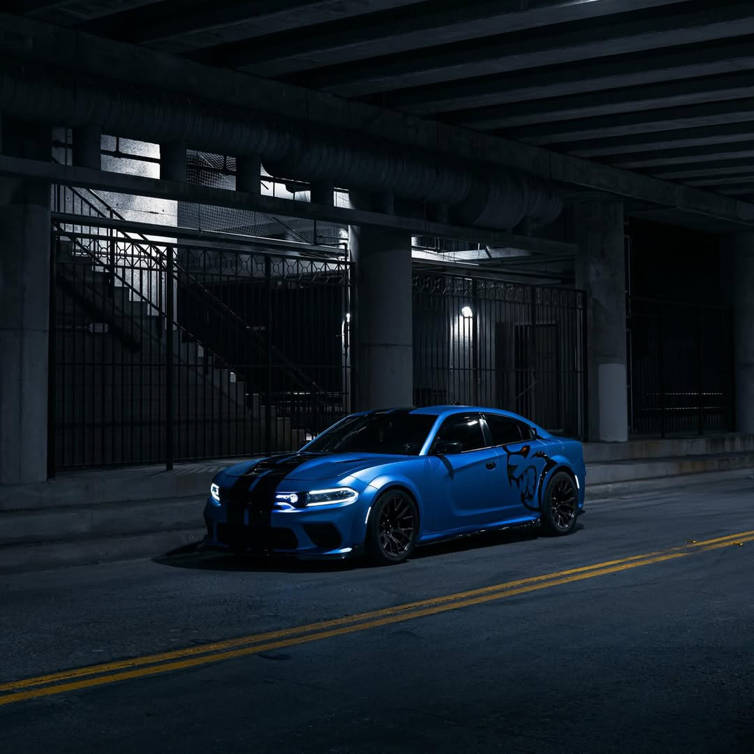 Ravoony Plus PET Satin Blue Vinyl Car Wrap review Valentina Diaz 00