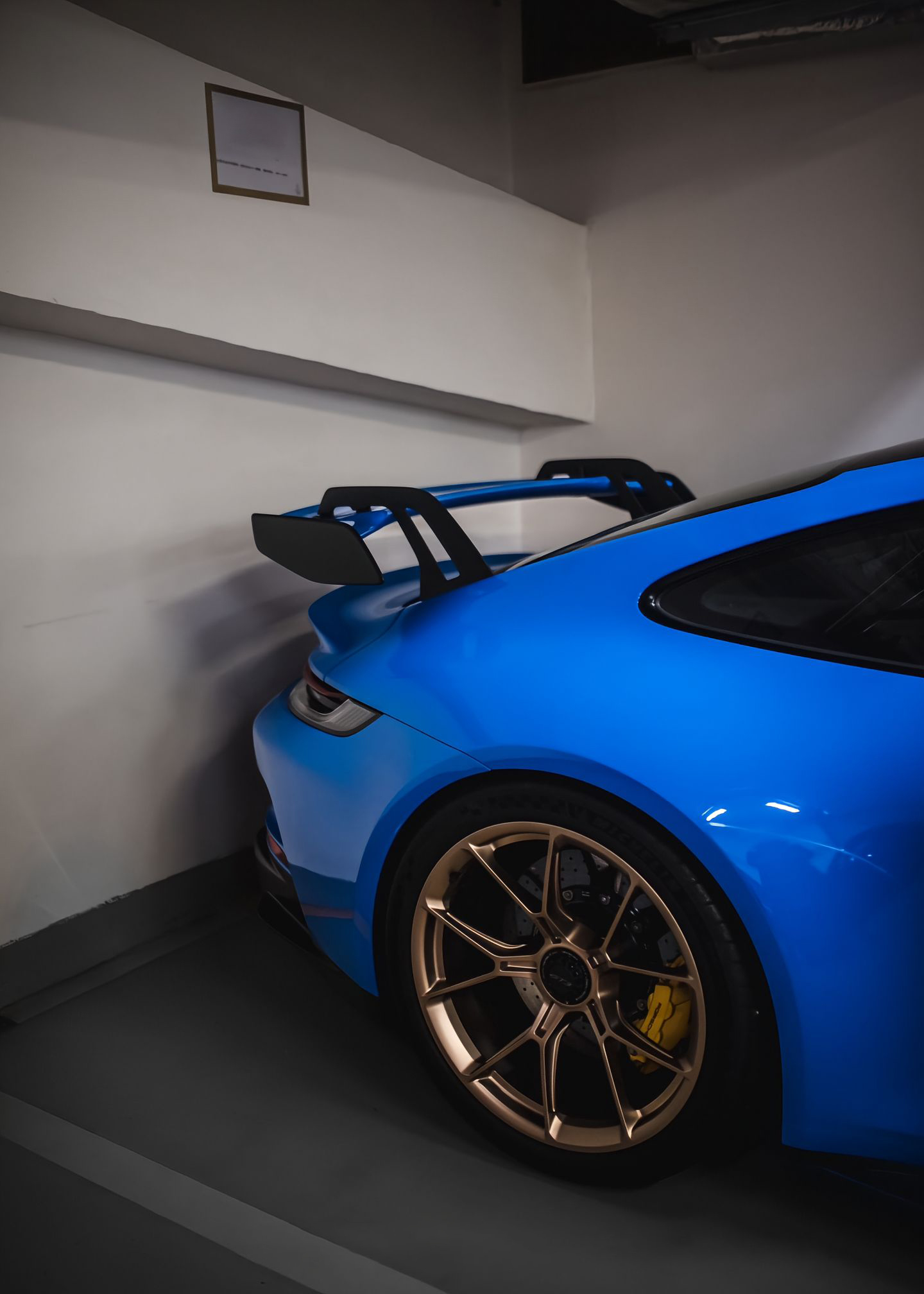 Ravoony Plus PET Gloss Shark Blue Vinyl Wrap review 2