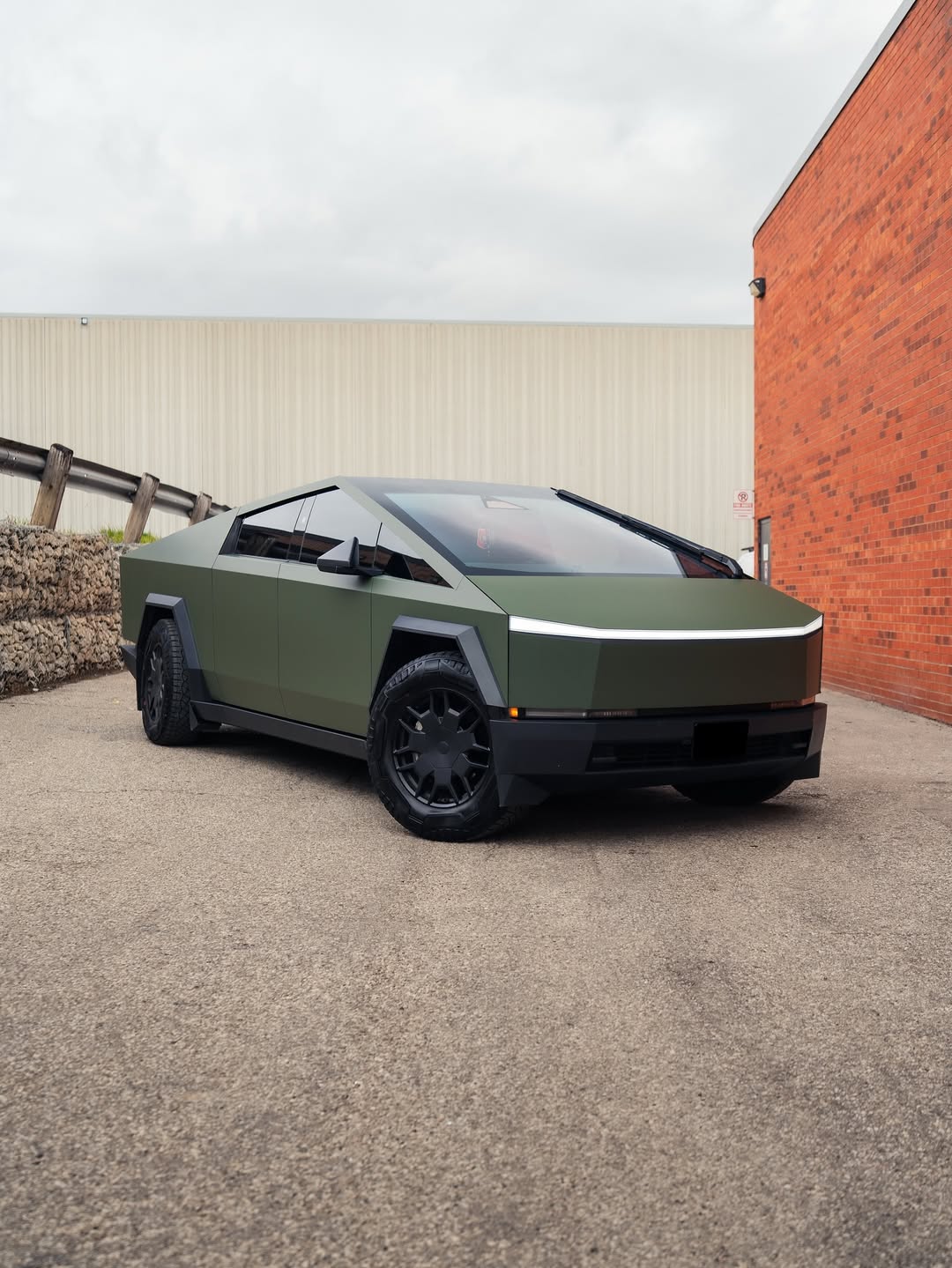 Ravoony Plus PET Matte Army Green Wrap review 5