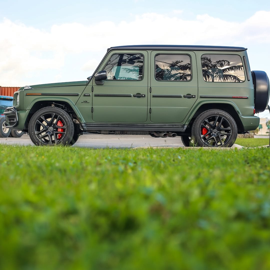 Ravoony Plus PET Matte Army Green Wrap review 3