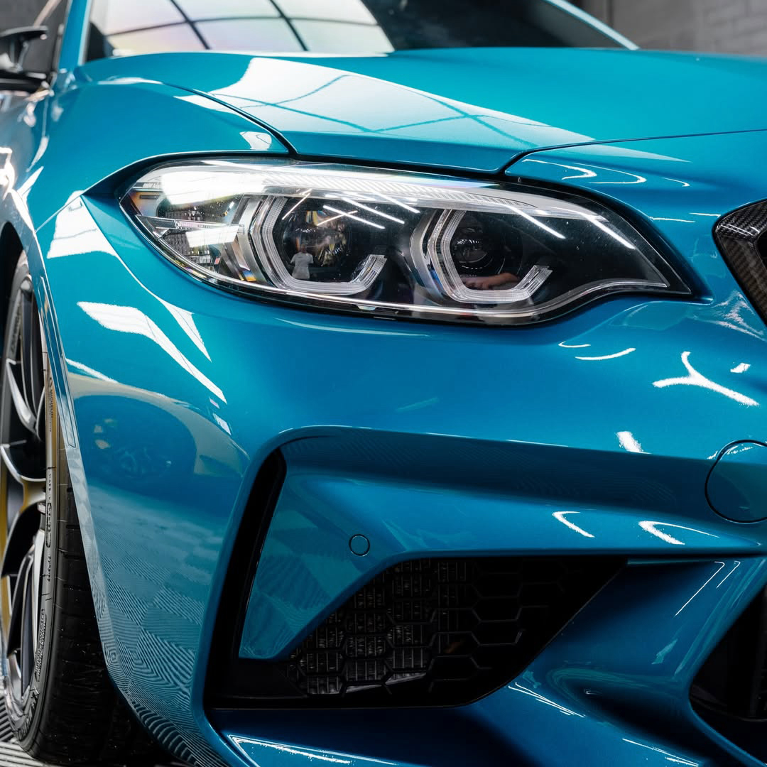 Ravoony Plus PET Glossy Long Beach Blue Car Vinyl Wrap review Andre Collins 02