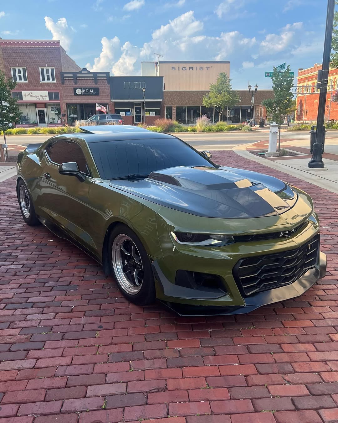 Ravoony Plus PET Audi Gloss Army Green Vinyl Car Wrap review 1
