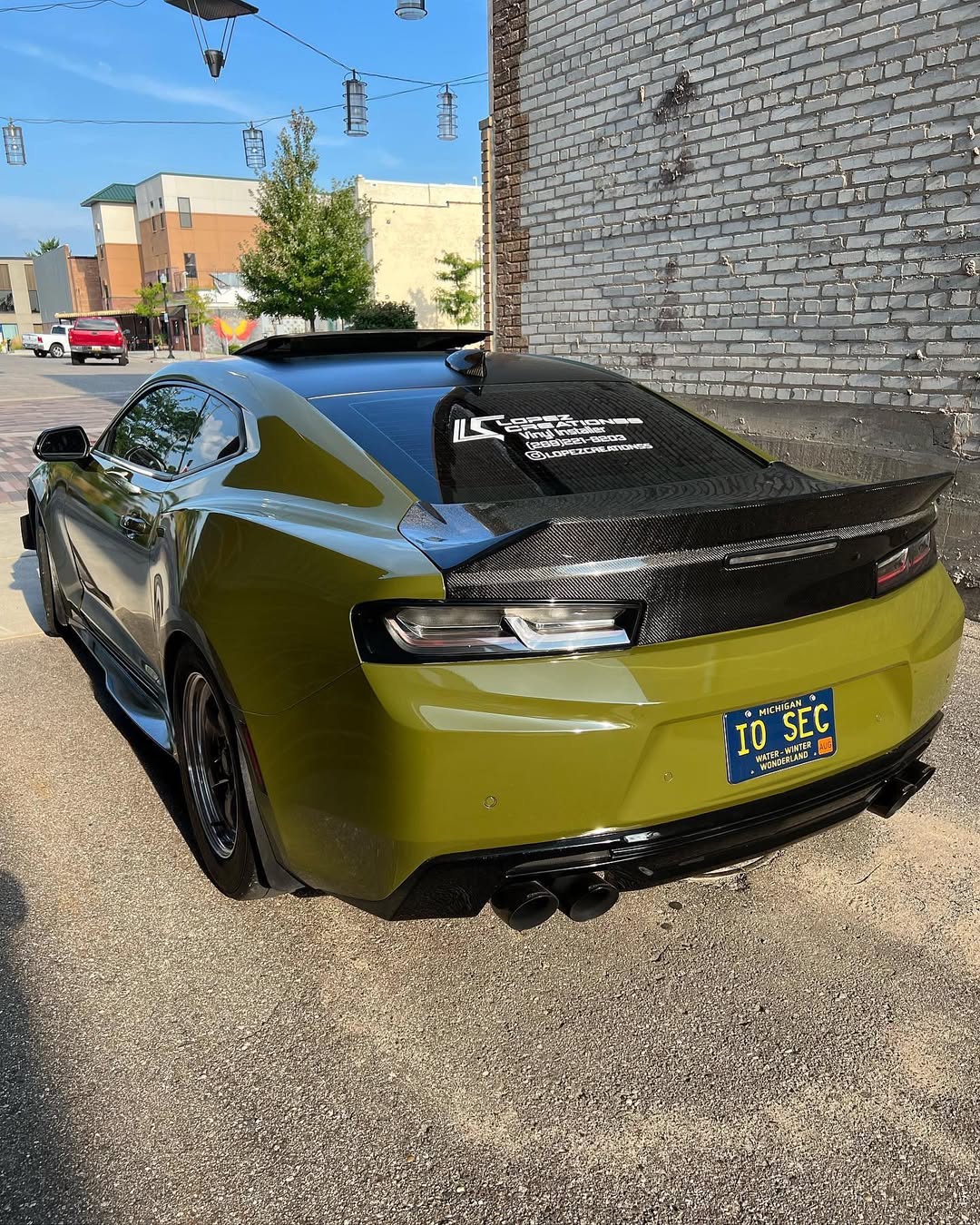 Ravoony Plus PET Audi Gloss Army Green Vinyl Car Wrap review 2