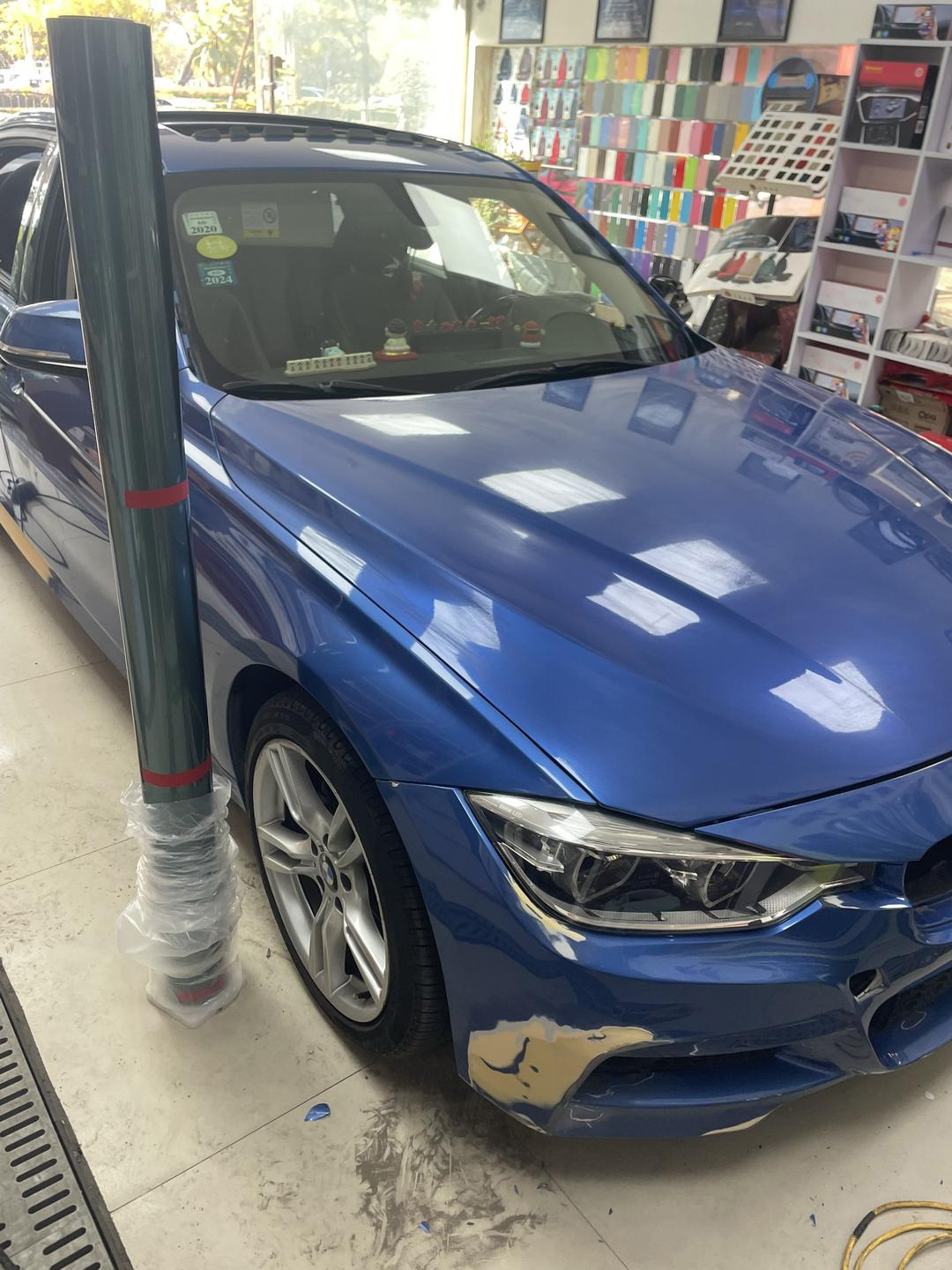 Ravoony Basic PET Gloss Metallic Ryan Green Car Wrap review 2