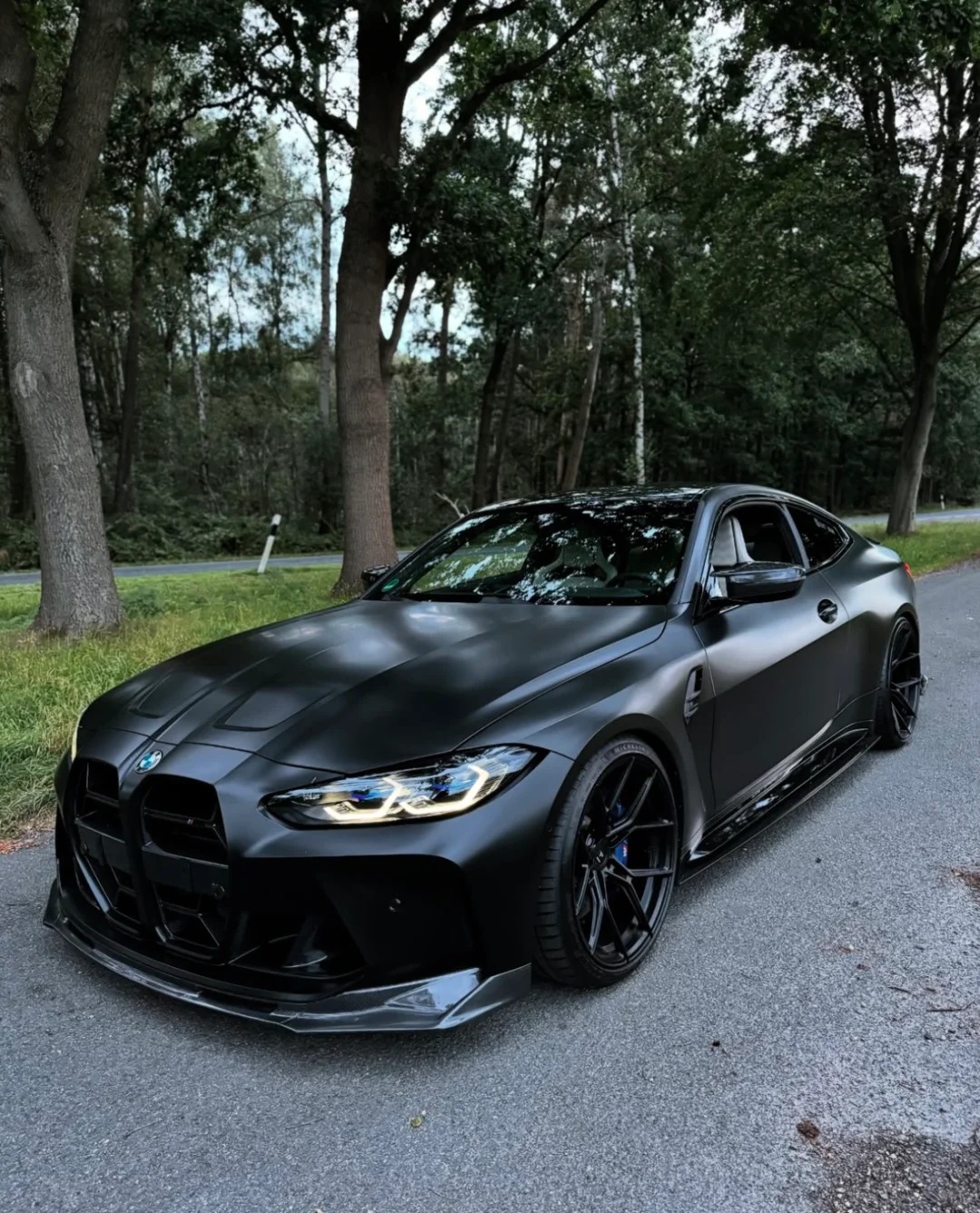 Ravoony Plus PET Satin Black Car Wrap review 1
