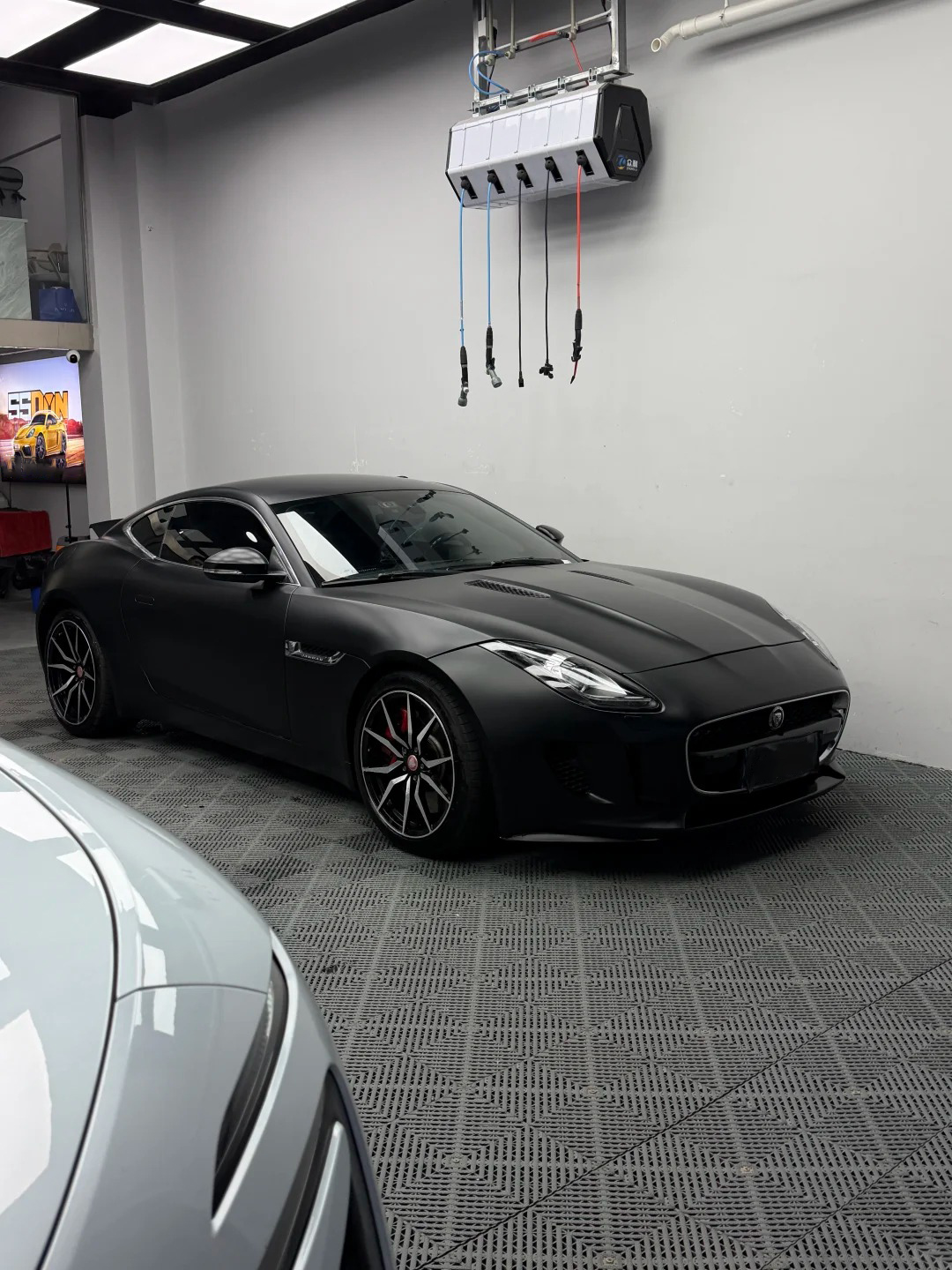 Ravoony Plus PET Matte Black Car Vinyl Wrap review 1