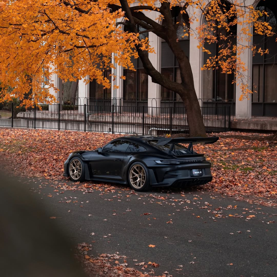 Ravoony Plus PET Matte Black Car Vinyl Wrap review 1