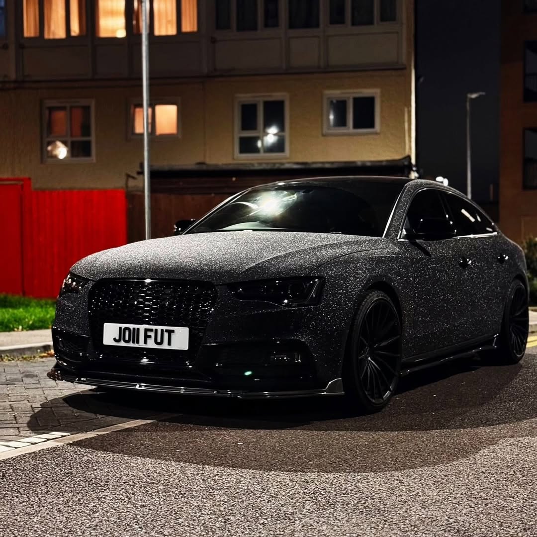 Ravoony Plus PET Super Glitter Black Car Vinyl Wrap review Ryan Cooper 04