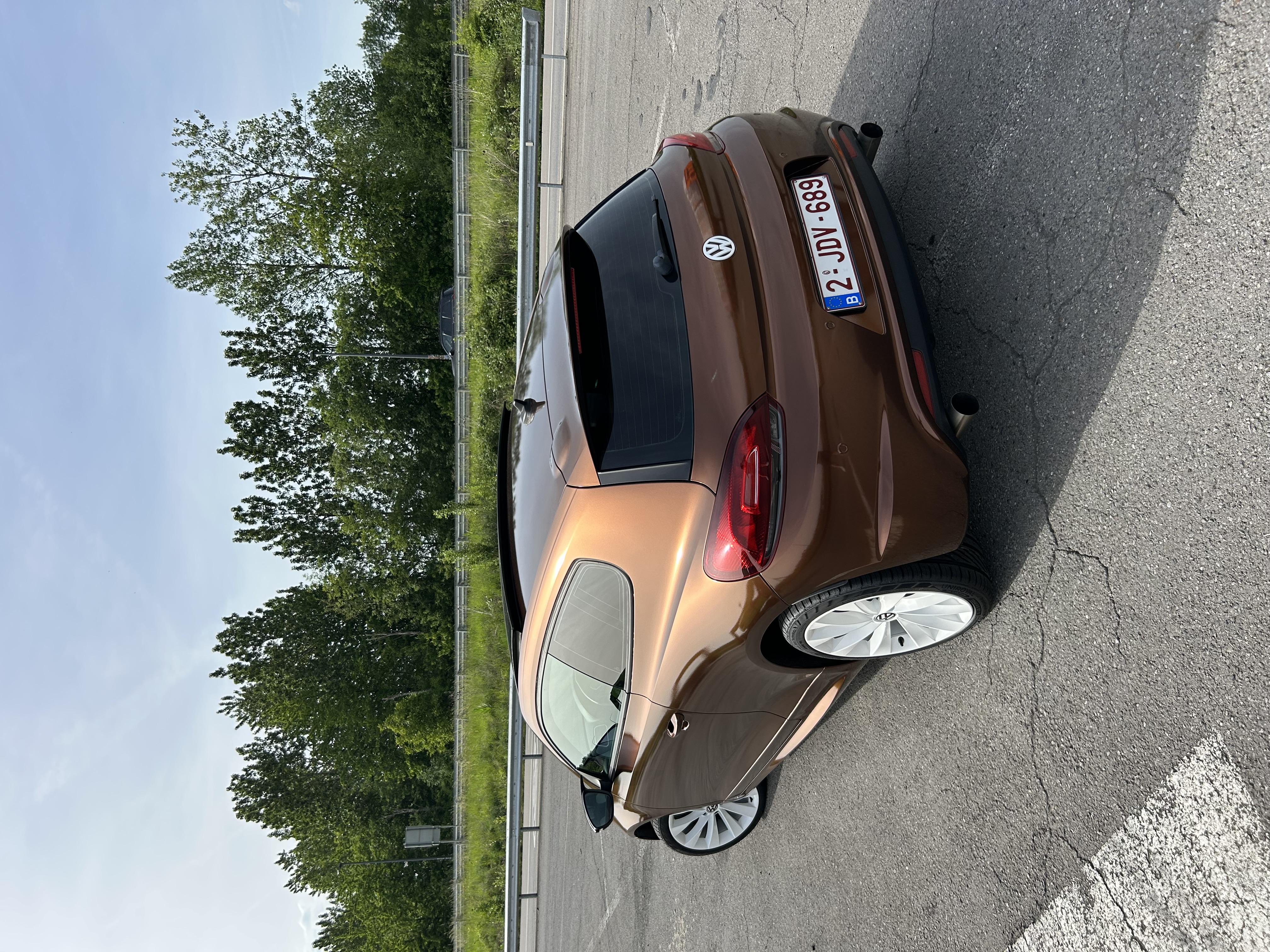 Ravoony Plus PET Glossy Metallic Copper Car Wrap review Leandre Lomry 05